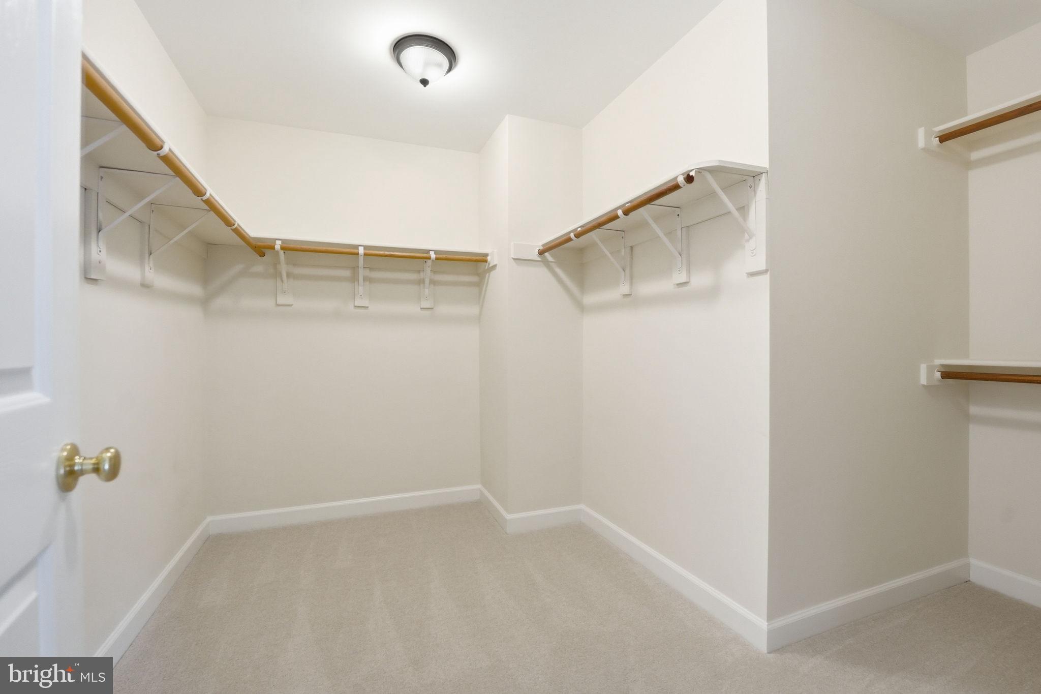 WOODLEA MANOR - Residential