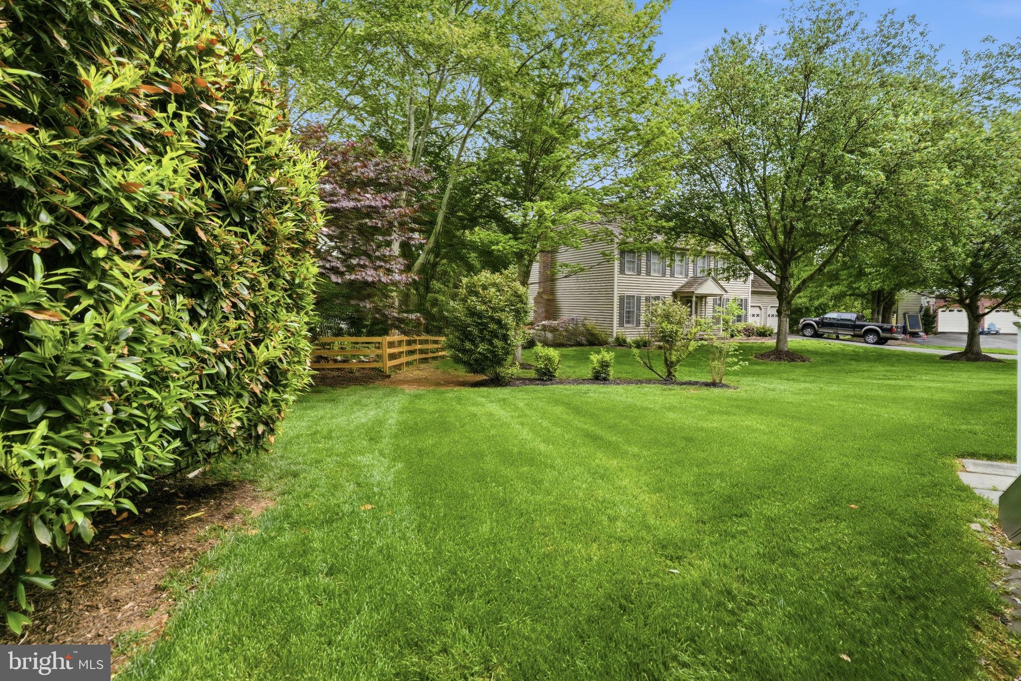 WOODLEA MANOR - Residential