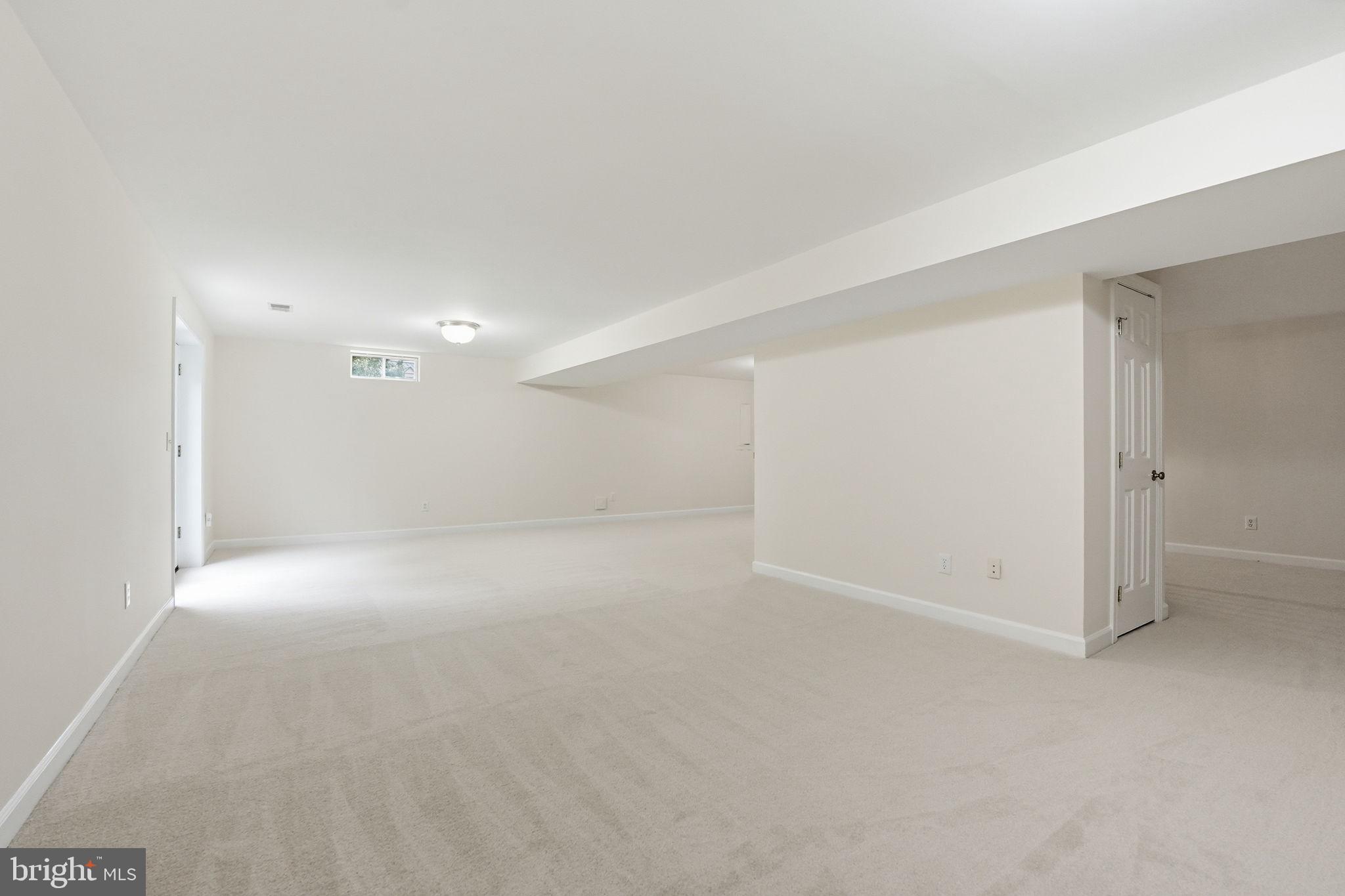 WOODLEA MANOR - Residential