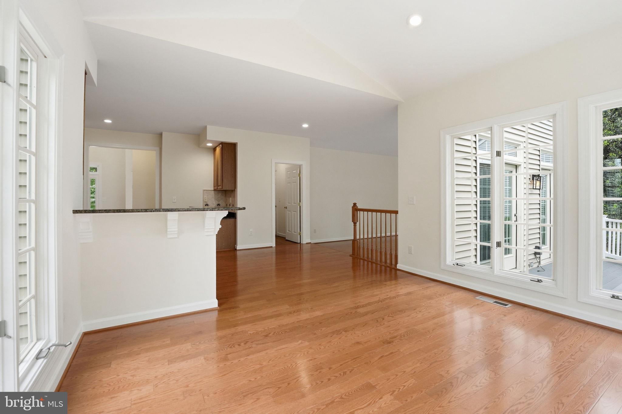 WOODLEA MANOR - Residential