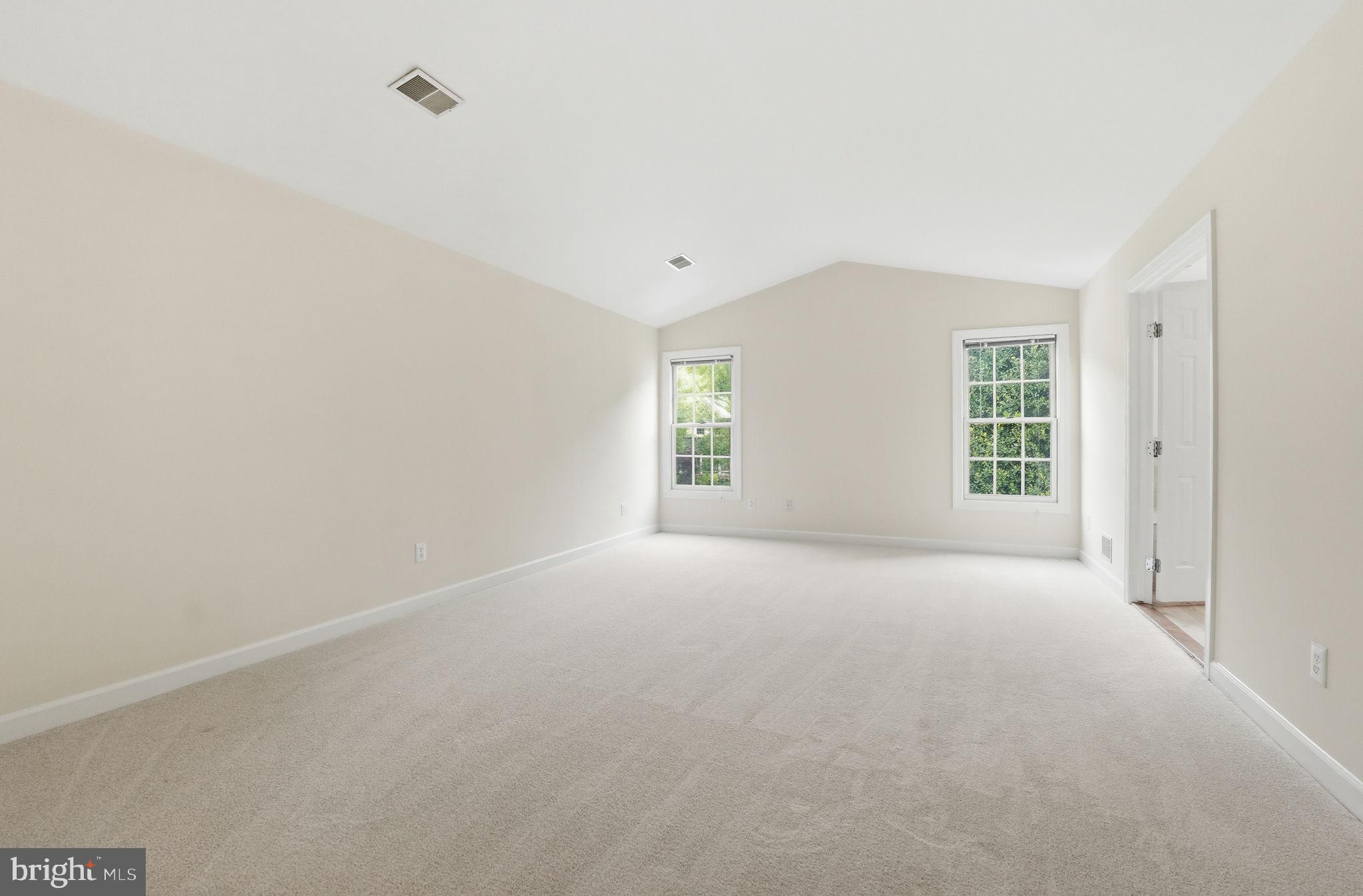 WOODLEA MANOR - Residential