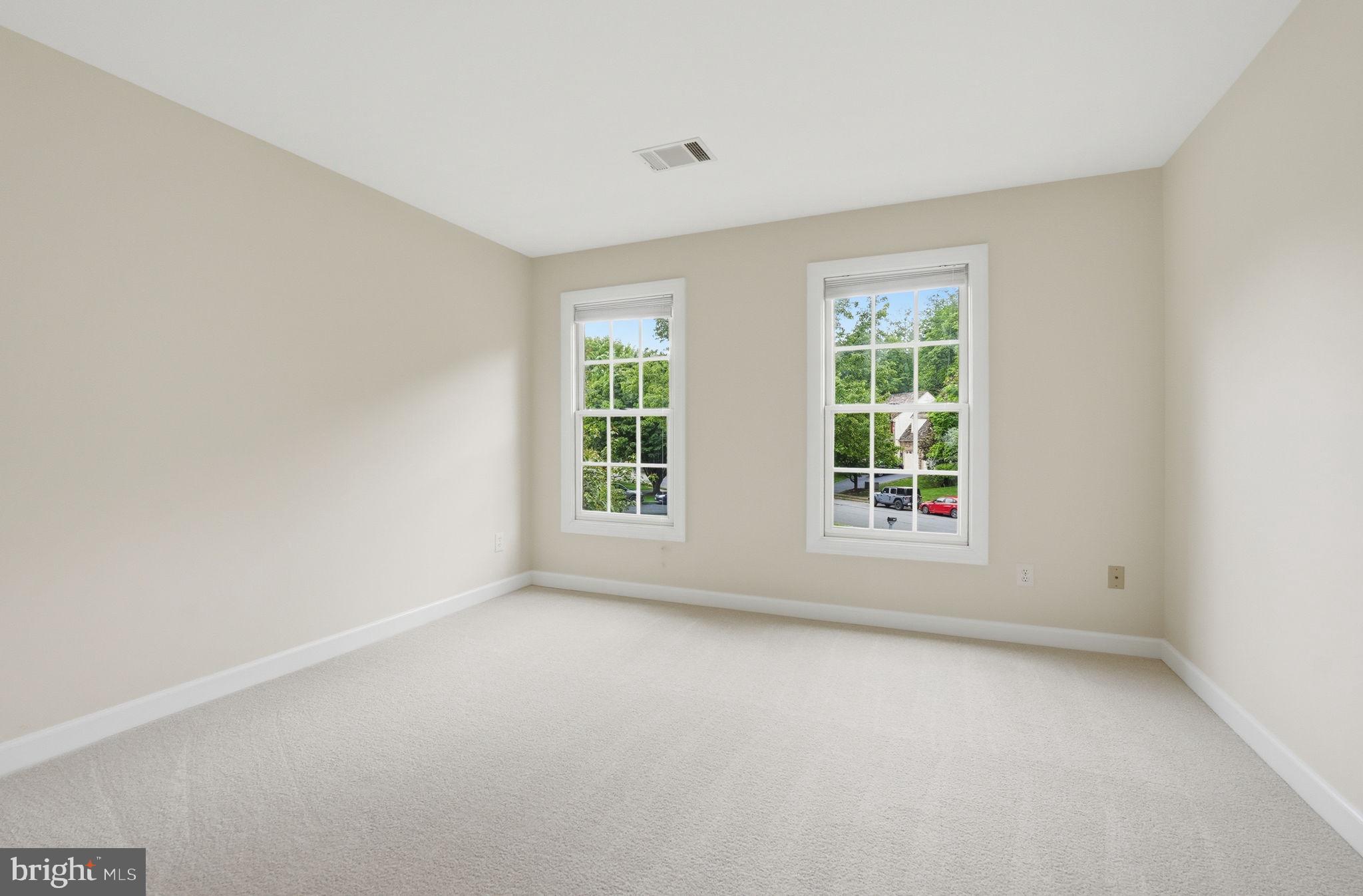 WOODLEA MANOR - Residential
