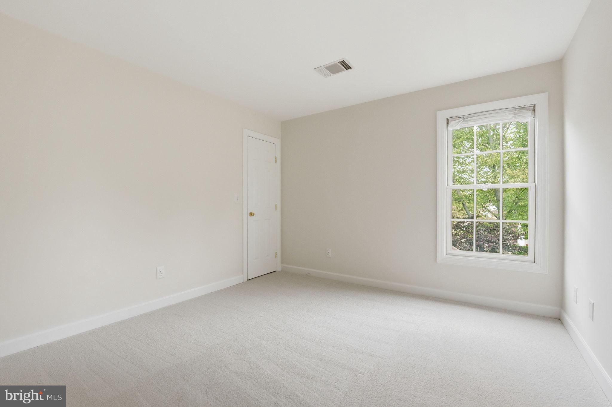 WOODLEA MANOR - Residential