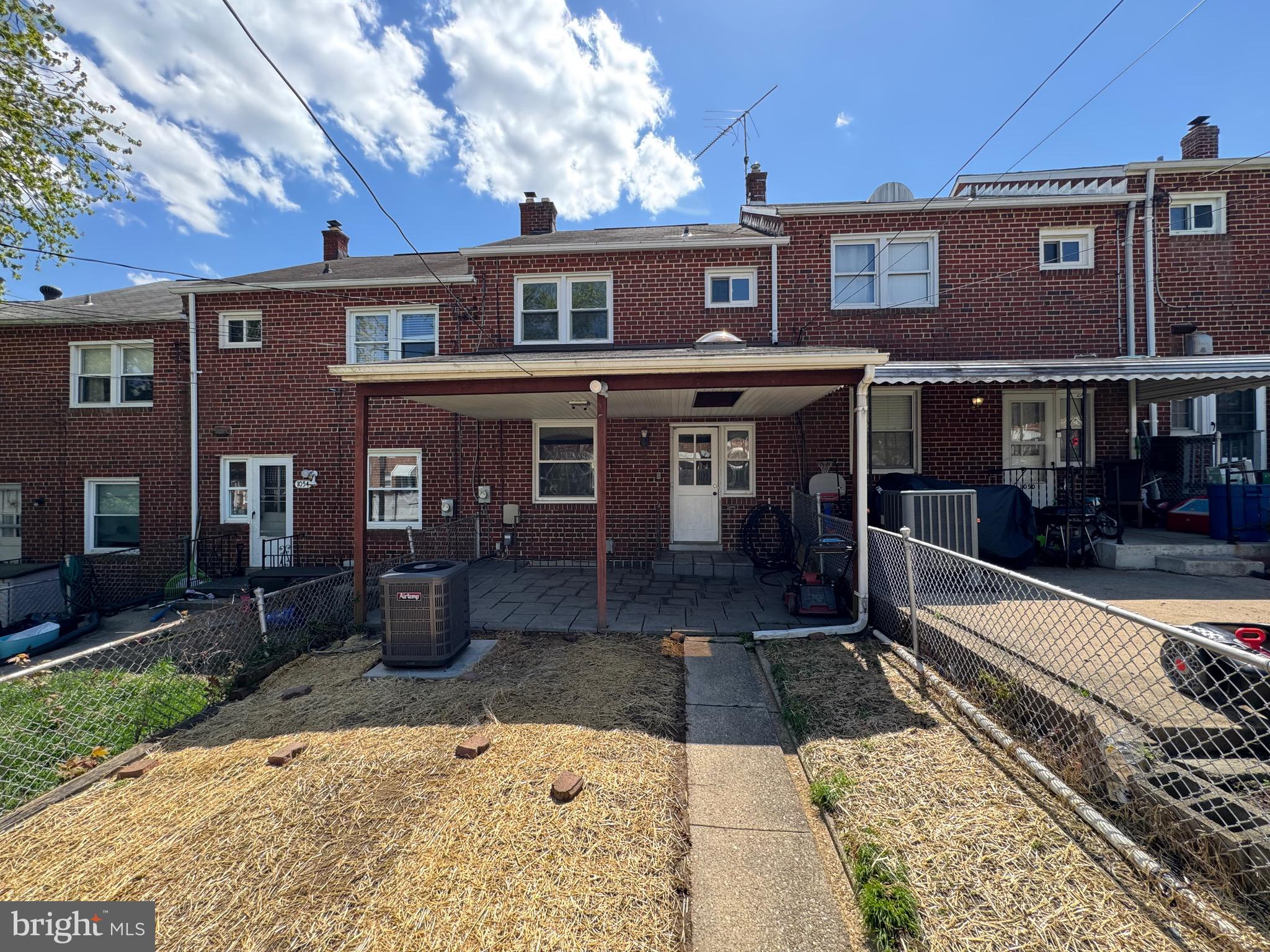 ARBOUR MANOR - Residential