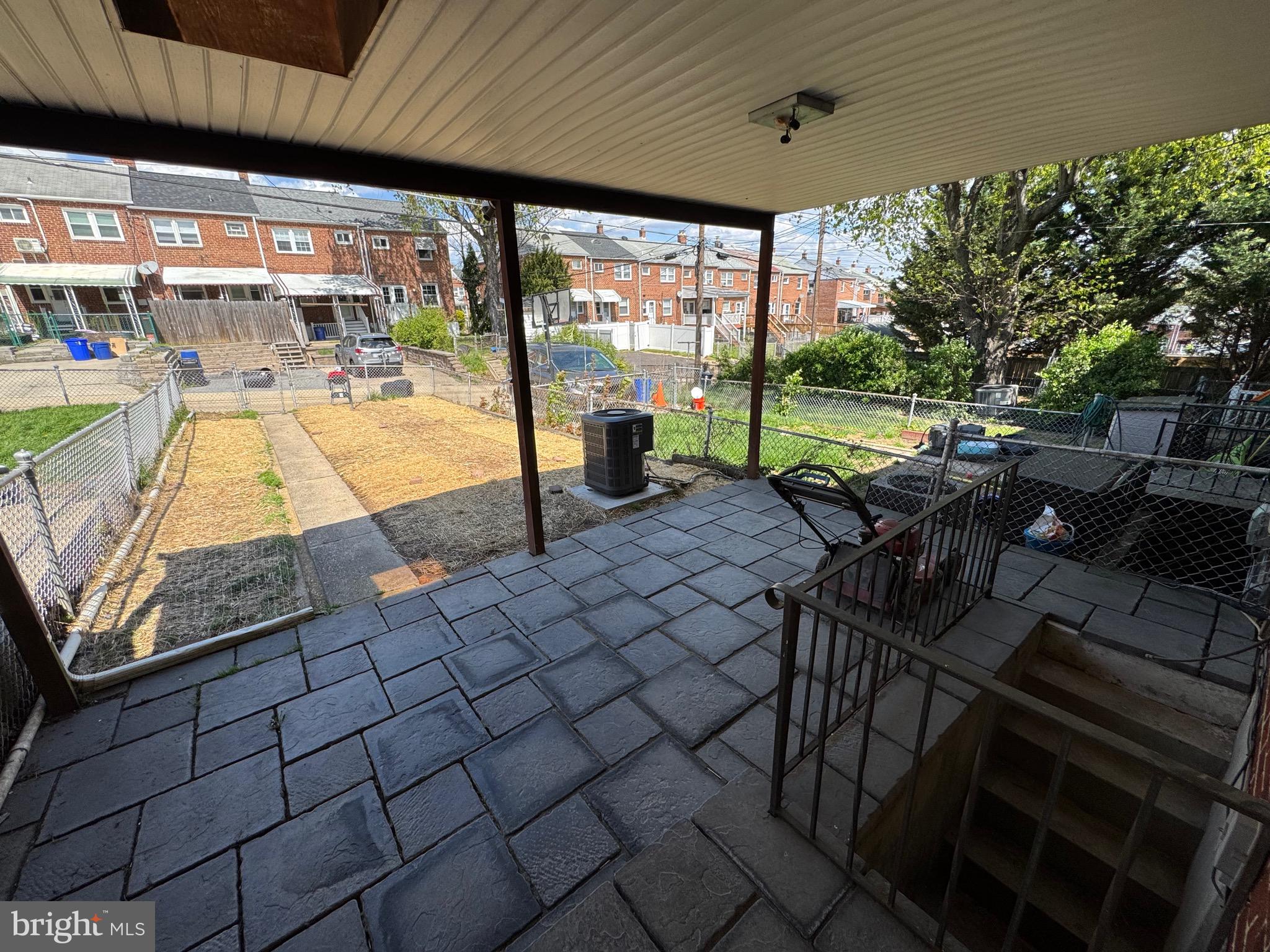 ARBOUR MANOR - Residential