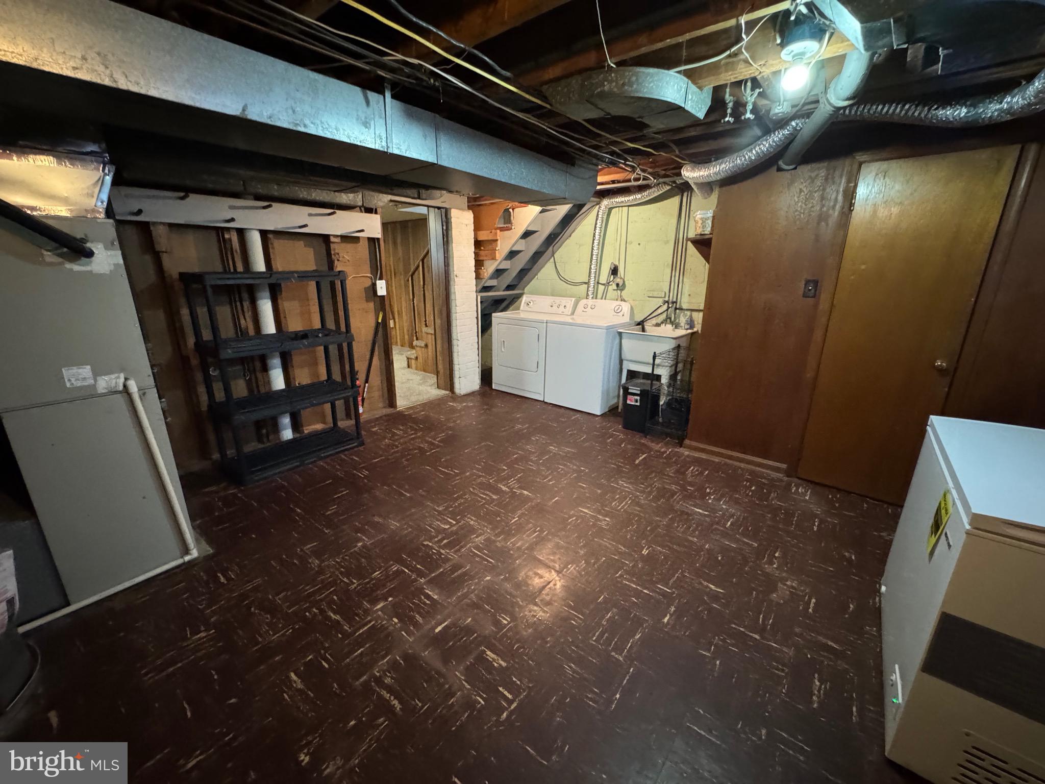 ARBOUR MANOR - Residential