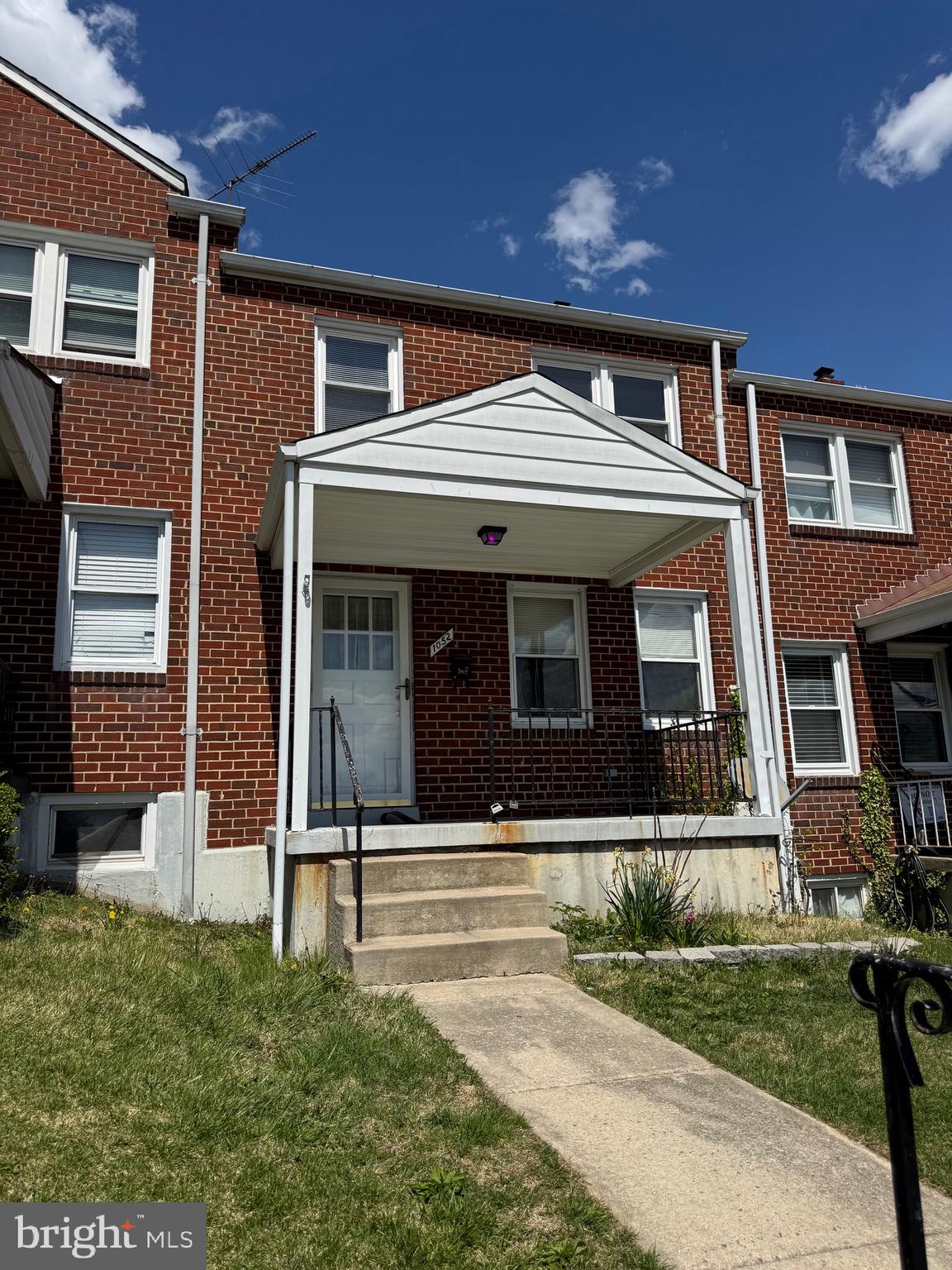 ARBOUR MANOR - Residential