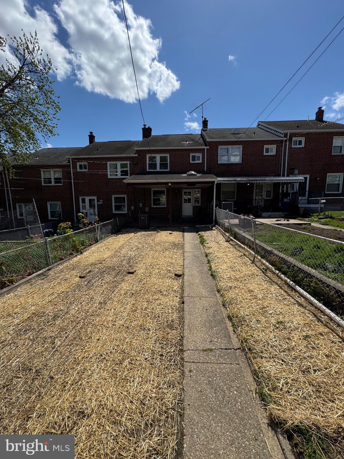 ARBOUR MANOR - Residential