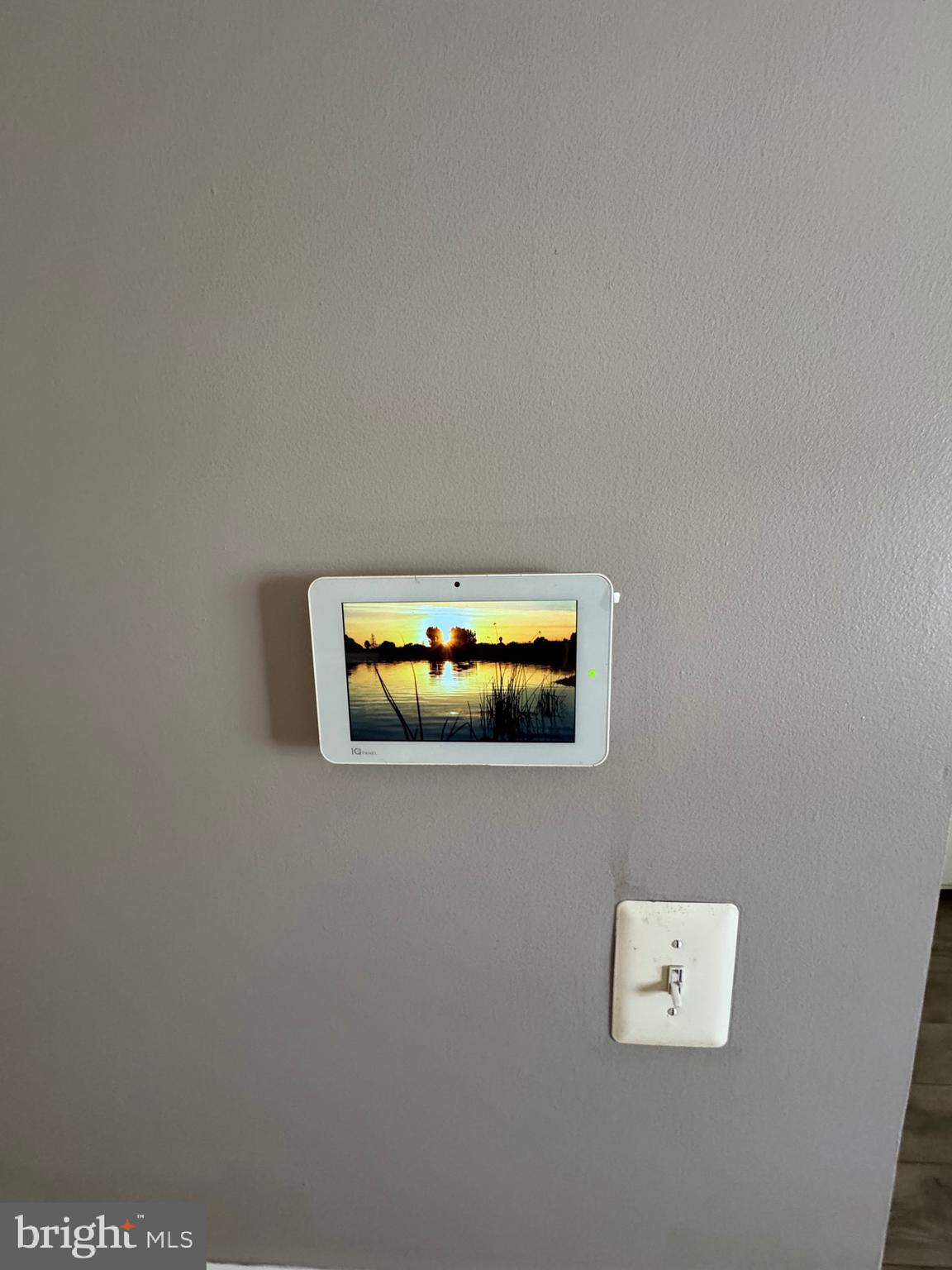 ARBOUR MANOR - Residential