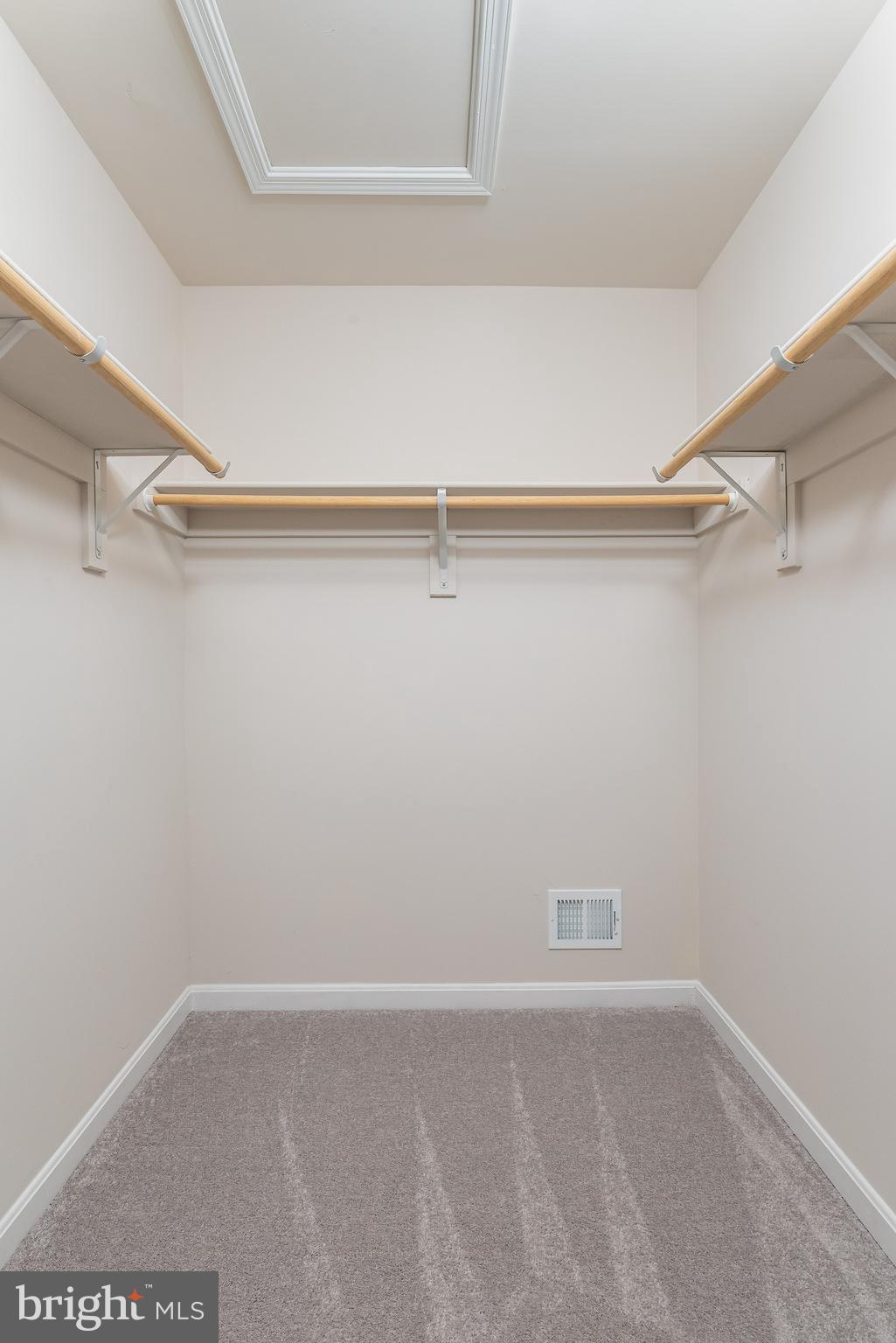 DILLON FARM - Residential Lease