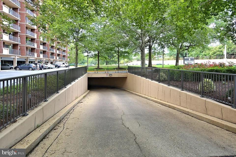 ARLINGTON - Residential Lease