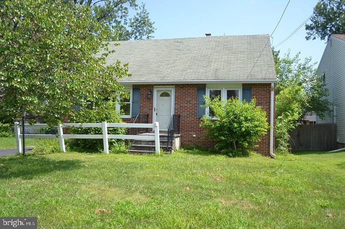 Single Cape Cod Style home located in the Speedway section of Warminster Township. This home offers 3 Bedrooms with 1.5 baths. First floor has Large Living room, Formal Dining room, Eat in kitchen, full bath and a bedroom. Second floor has 2 bedrooms and a half bath. Basement is full and unfinished. There is a nice size rear yard with deck and shed. Property is being sold in as-is condition.