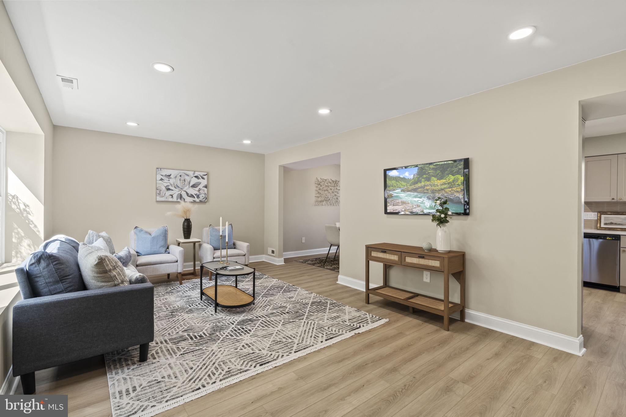 20 HARTSDALE LANE