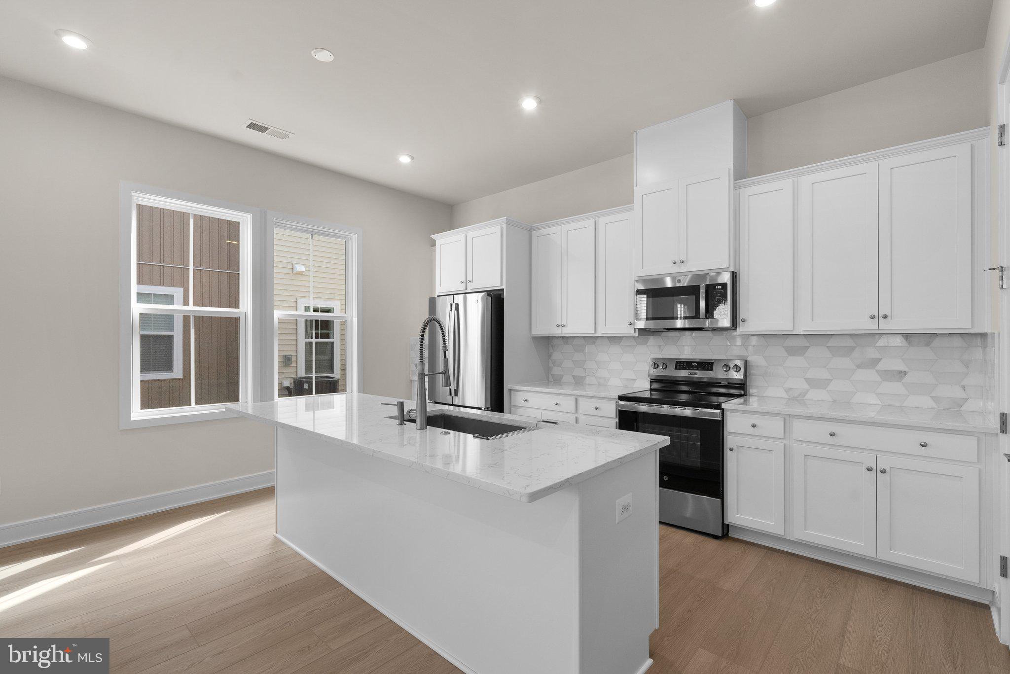 41901 HOGAN FOREST TERRACE