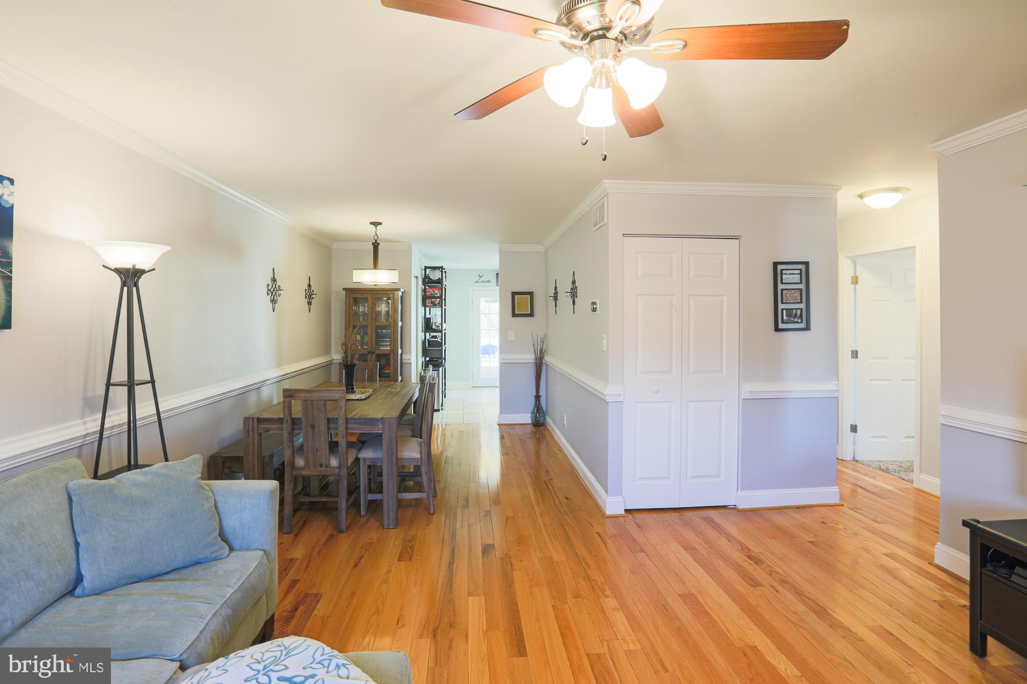 HALLFIELD MANOR - Residential