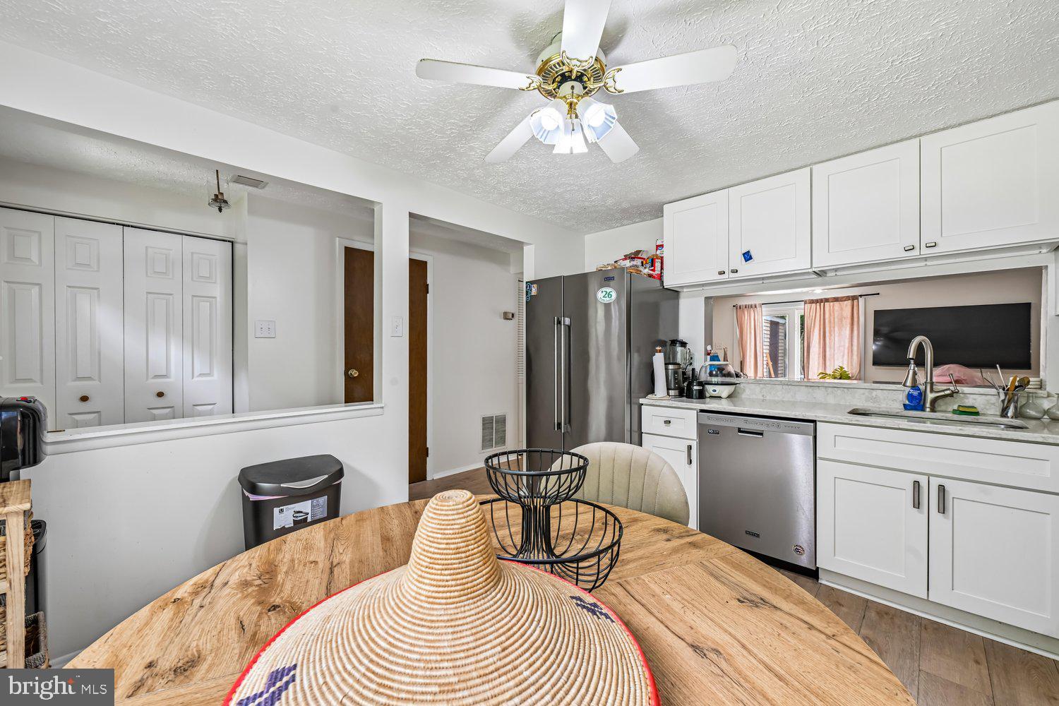 8179 WILLOWDALE COURT