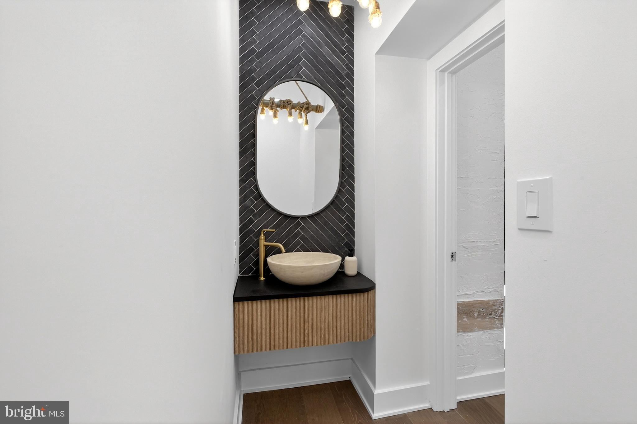 GERMANTOWN - Residential