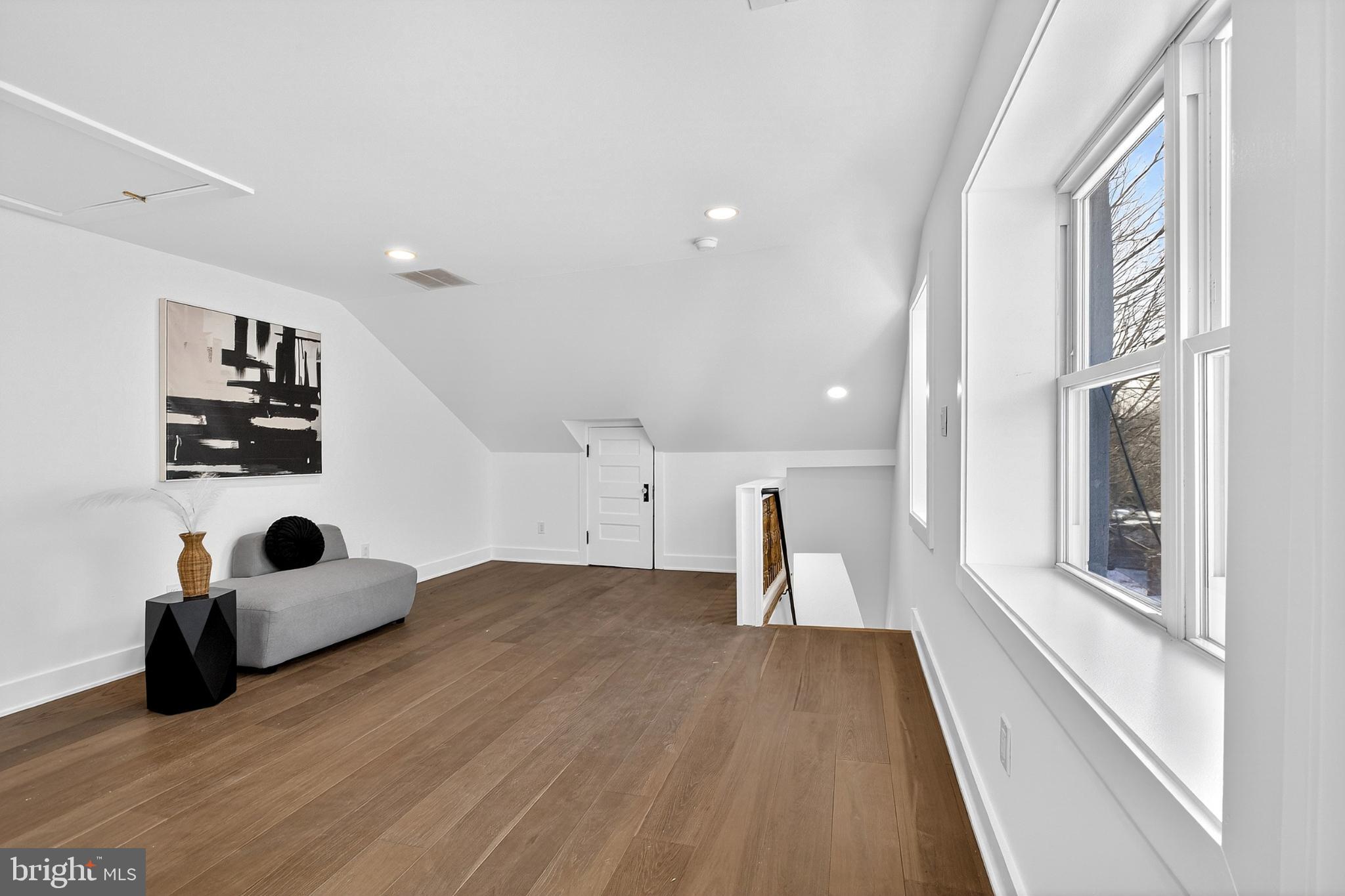 GERMANTOWN - Residential