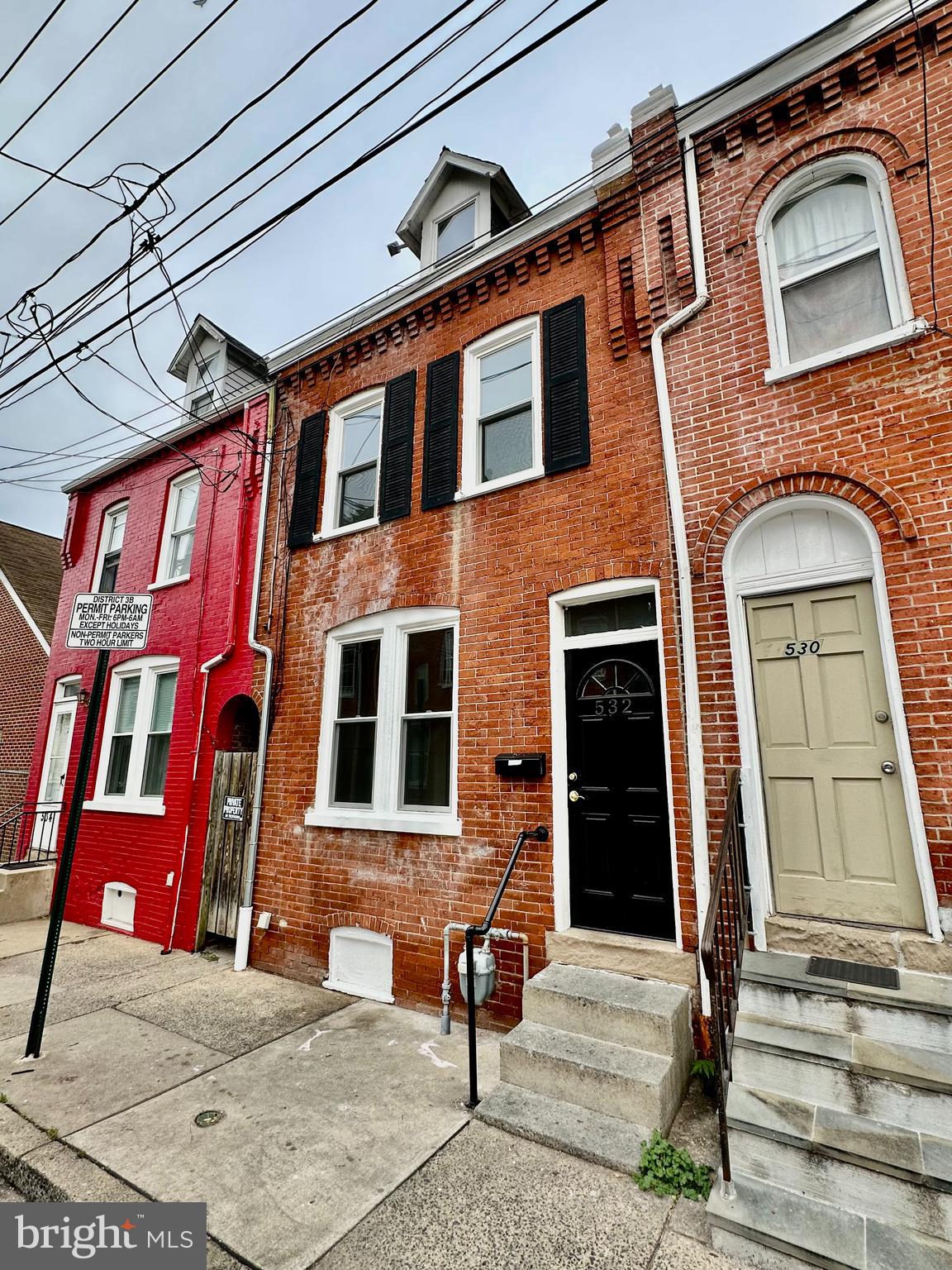 532 LOCUST STREET