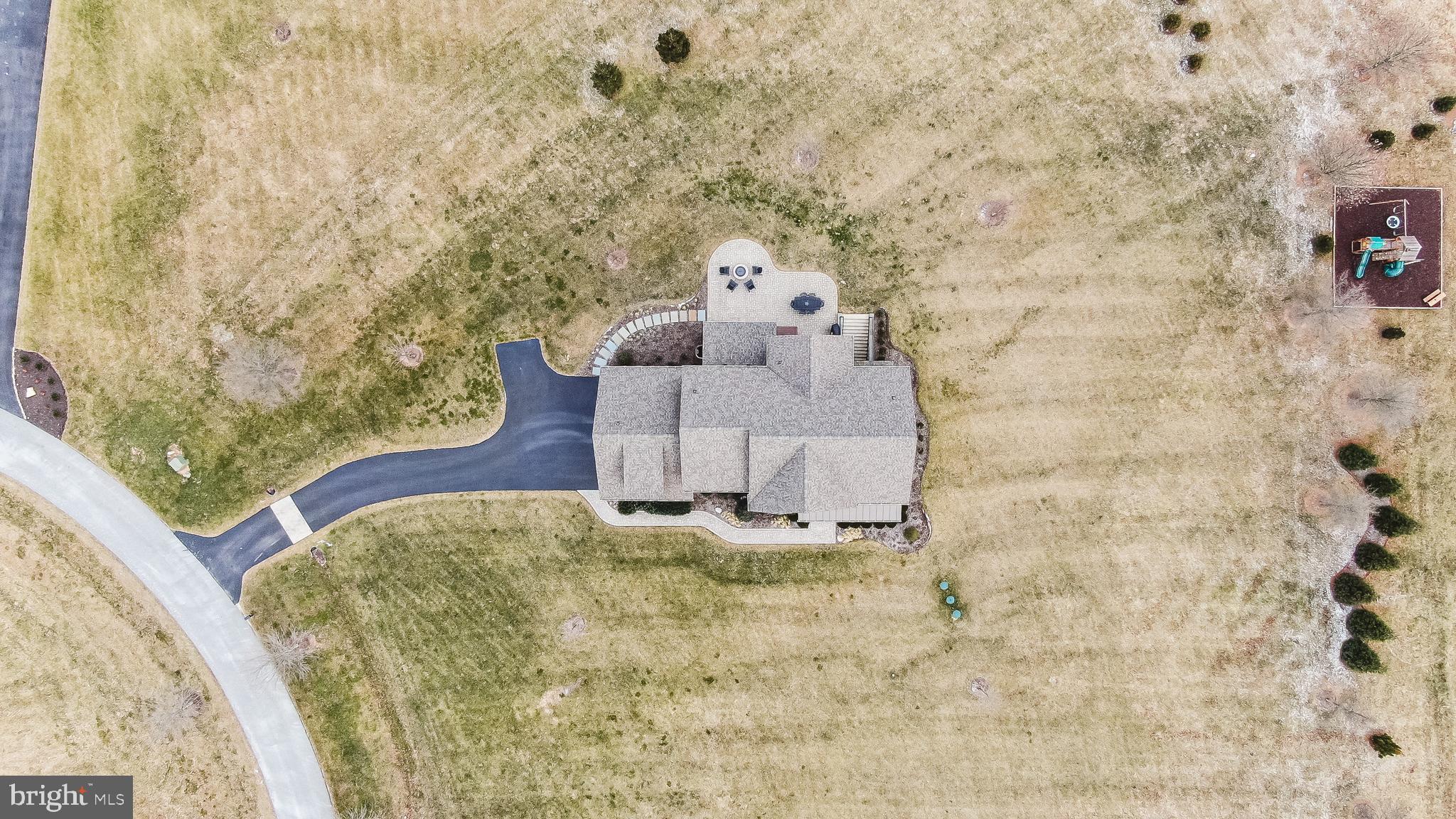 BRIAR KNOLL - Residential