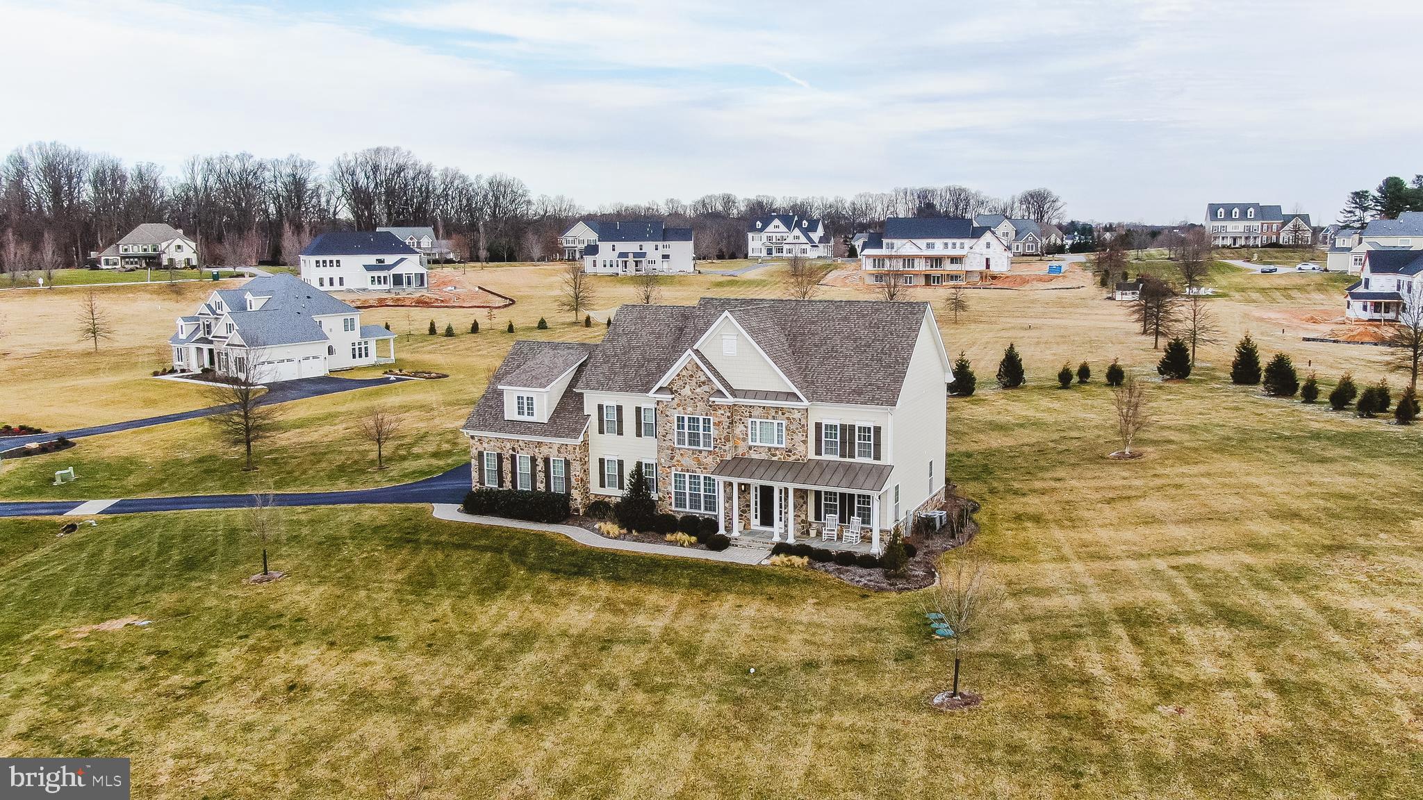 BRIAR KNOLL - Residential