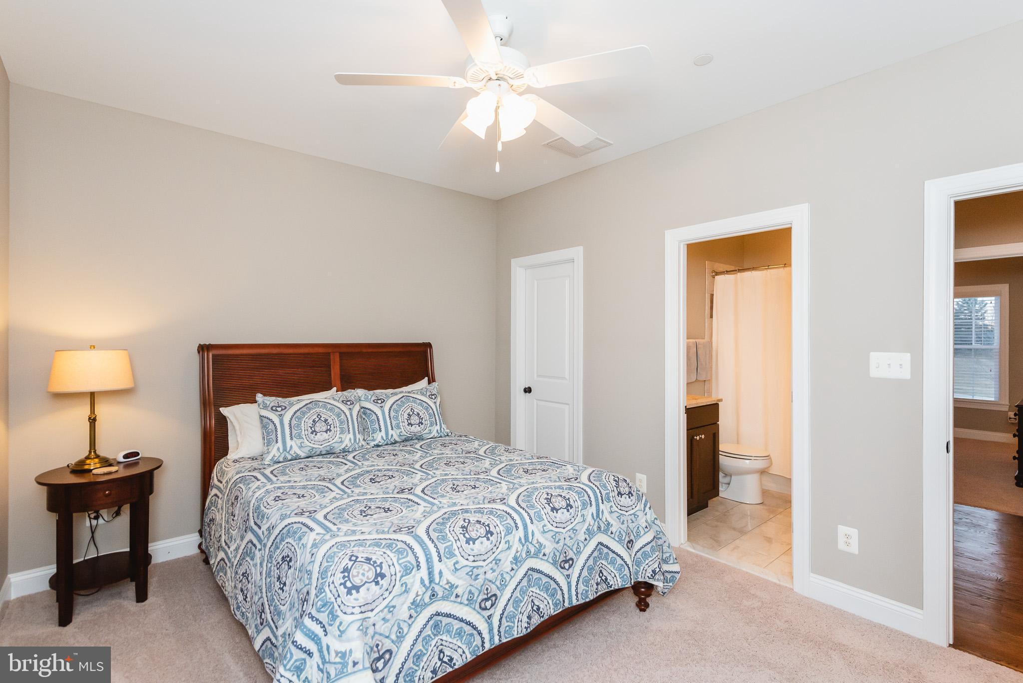 BRIAR KNOLL - Residential