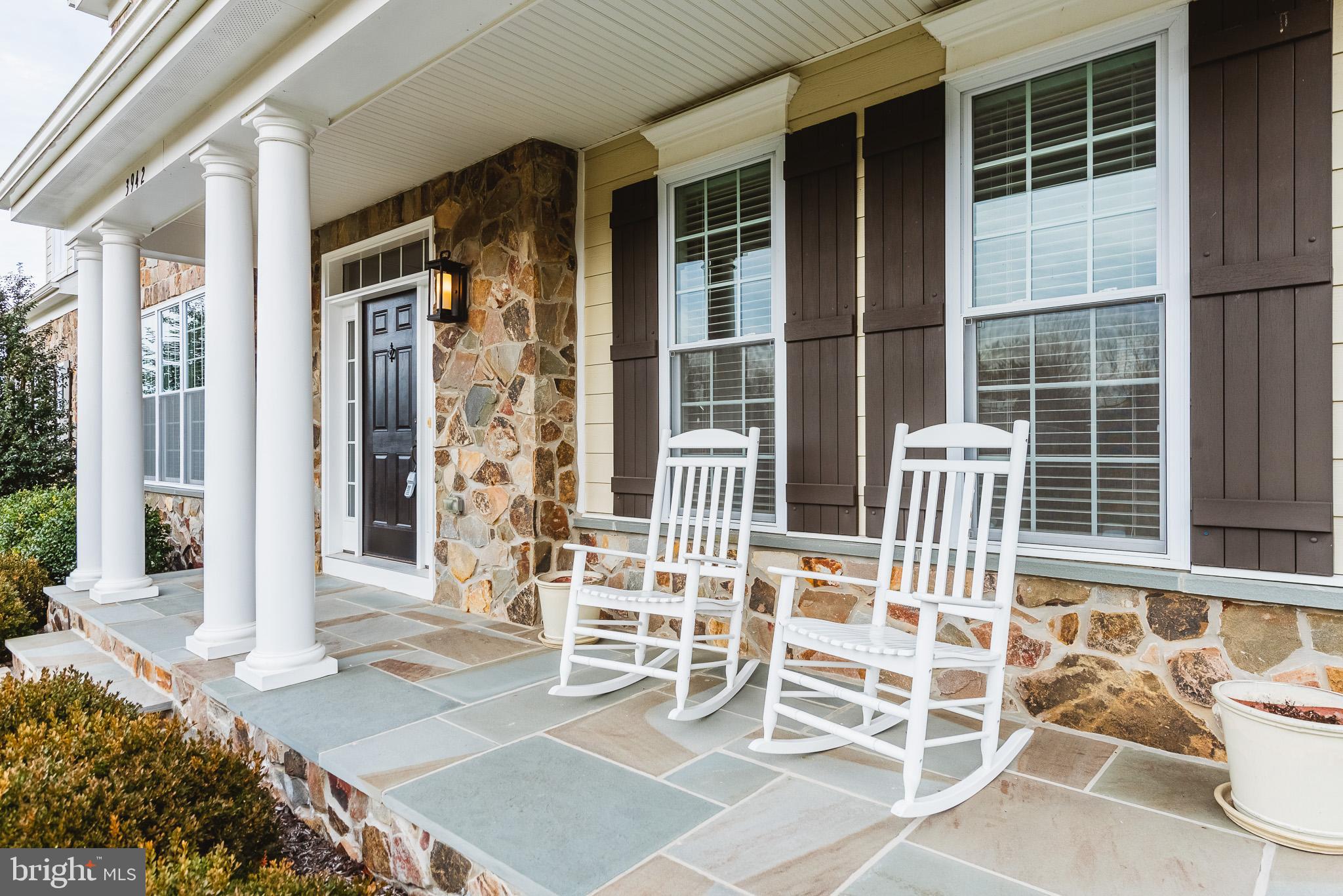 BRIAR KNOLL - Residential