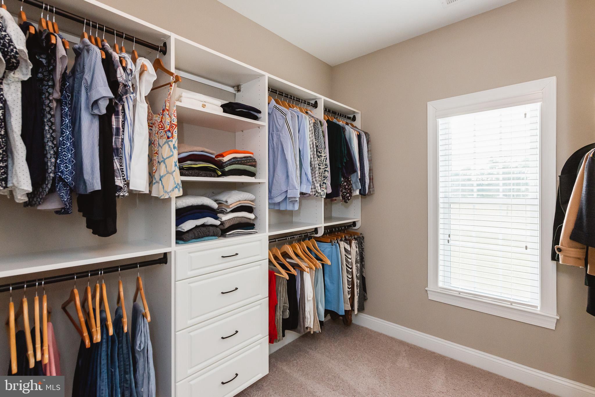 BRIAR KNOLL - Residential