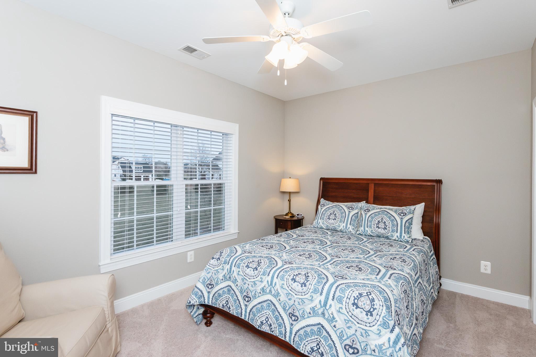 BRIAR KNOLL - Residential