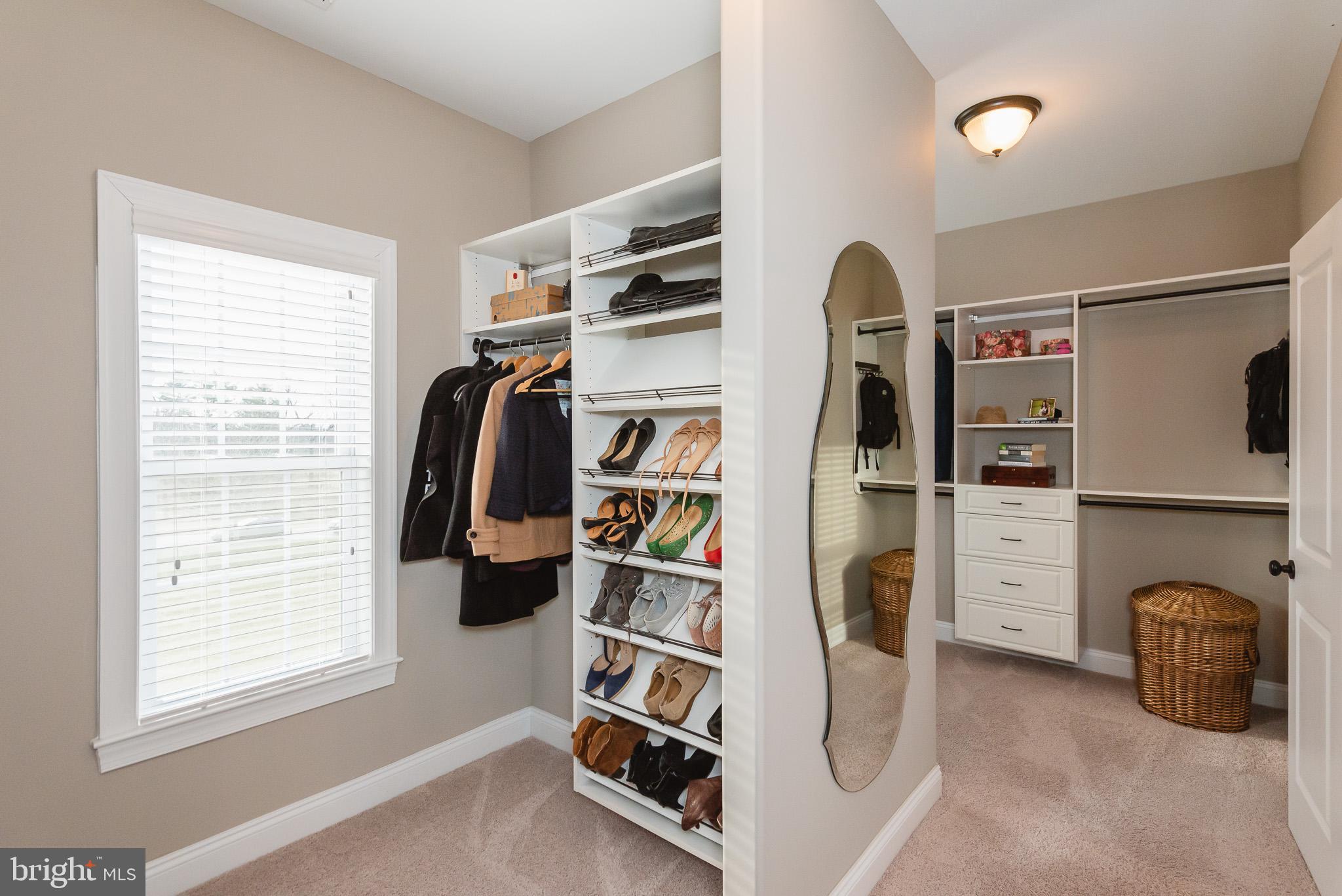 BRIAR KNOLL - Residential