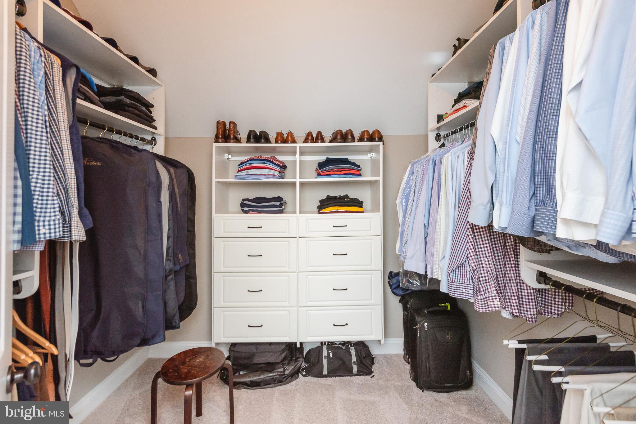 BRIAR KNOLL - Residential