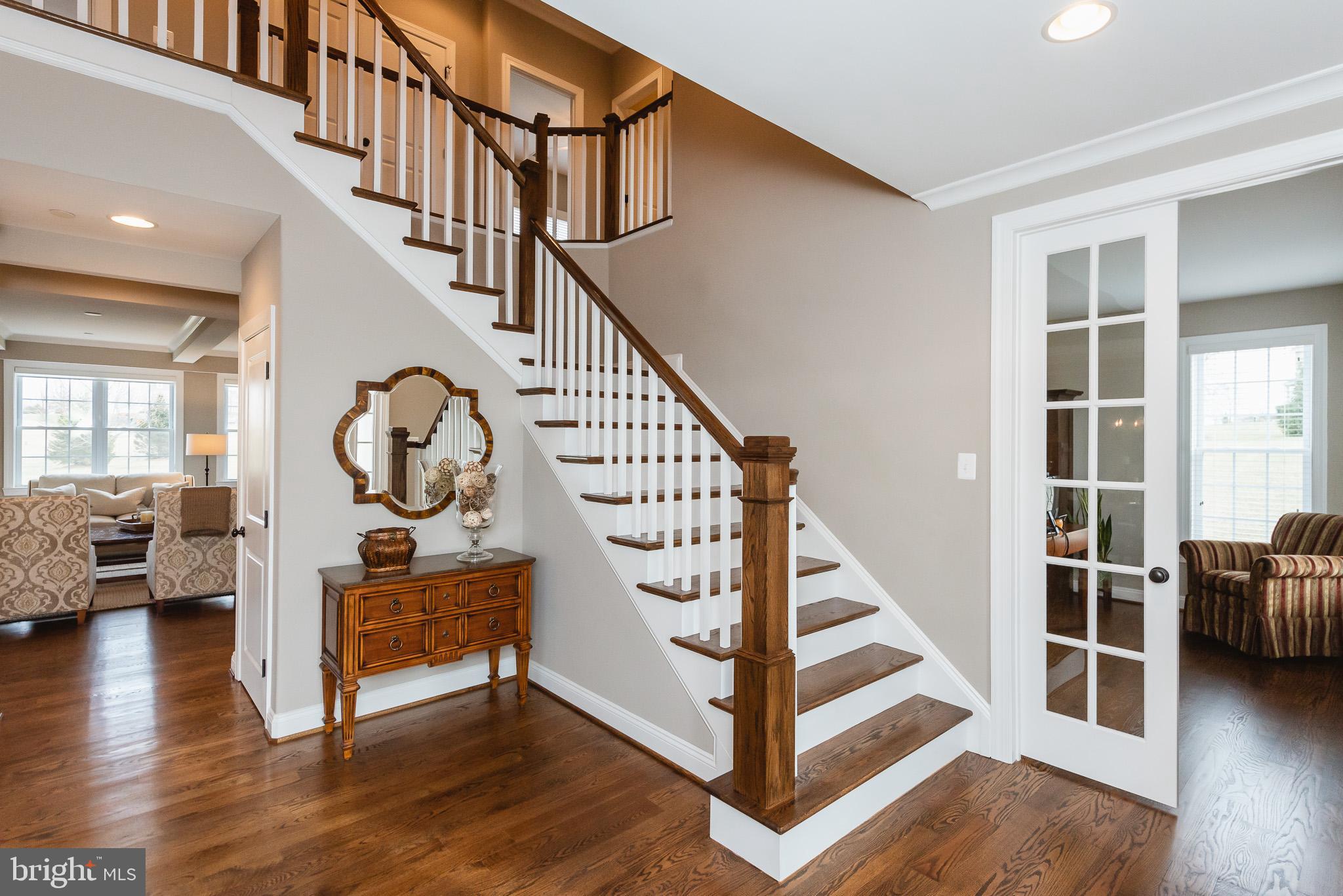 BRIAR KNOLL - Residential