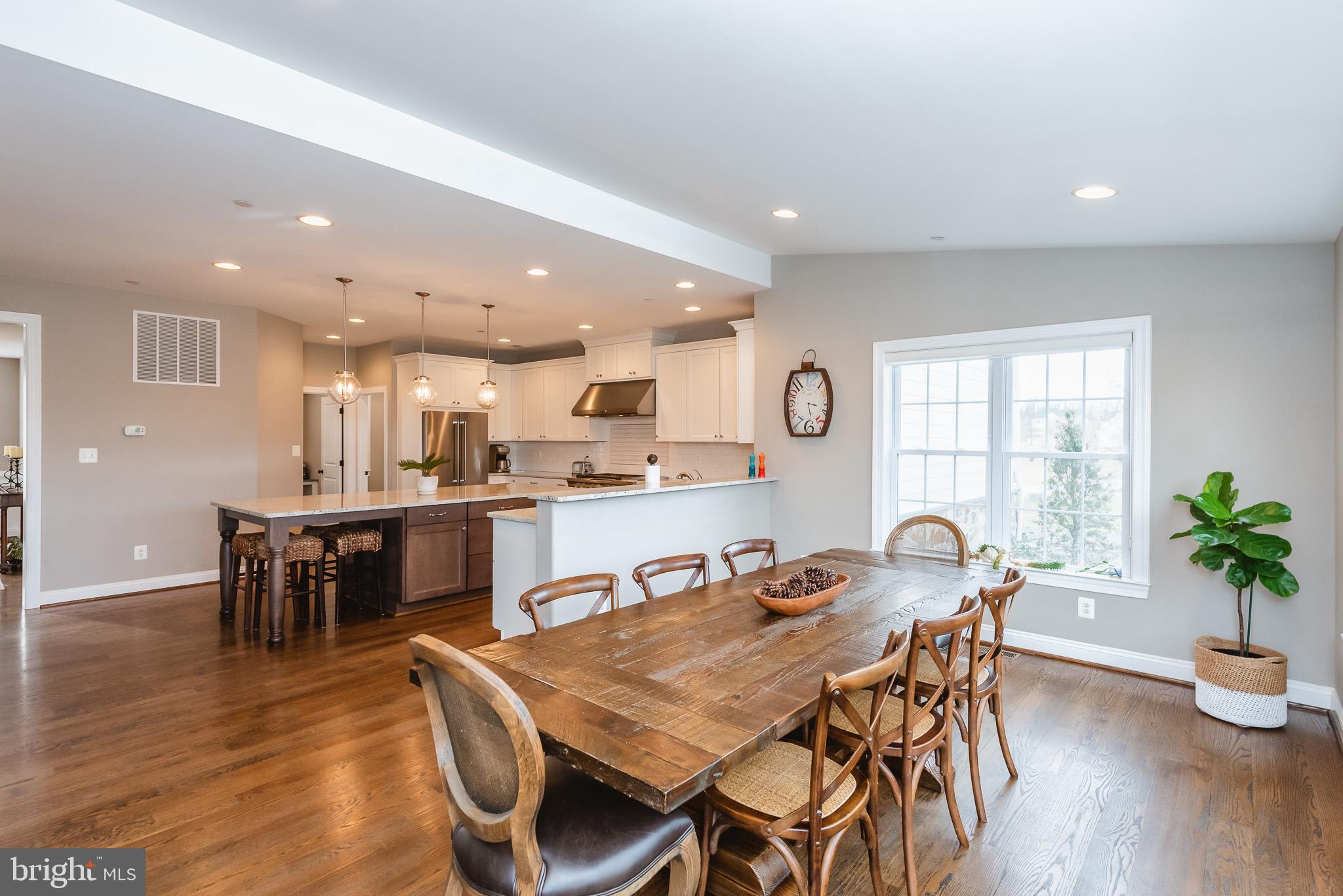 BRIAR KNOLL - Residential