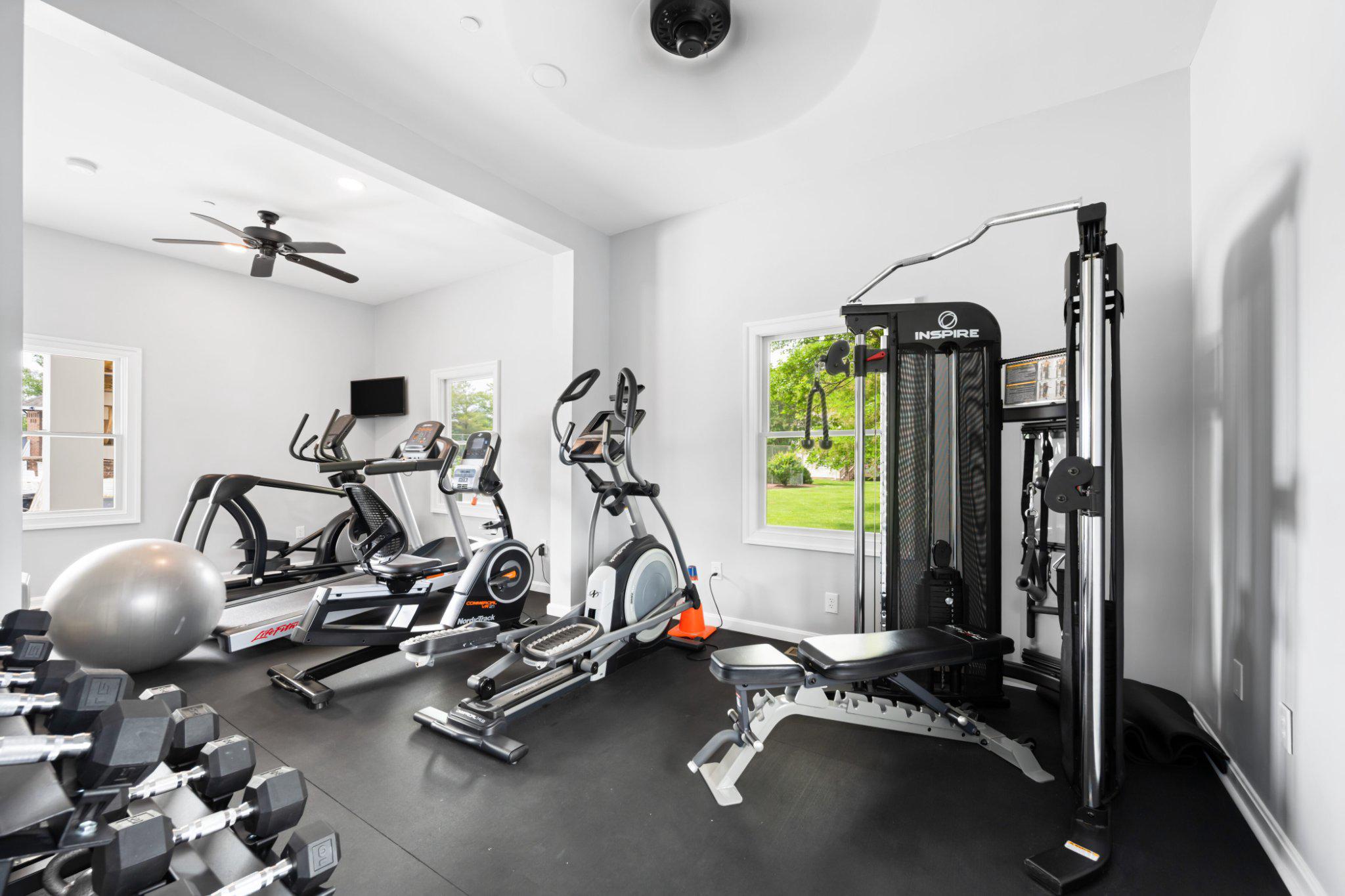 BAYSIDE MARINA - Residential