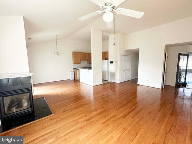 BAYSIDE MARINA - Residential