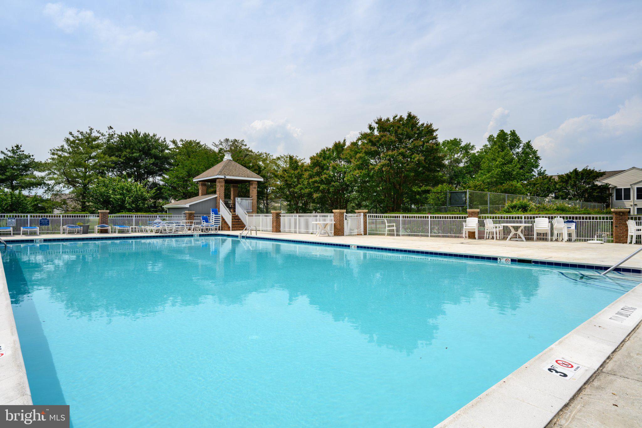 BAYSIDE MARINA - Residential