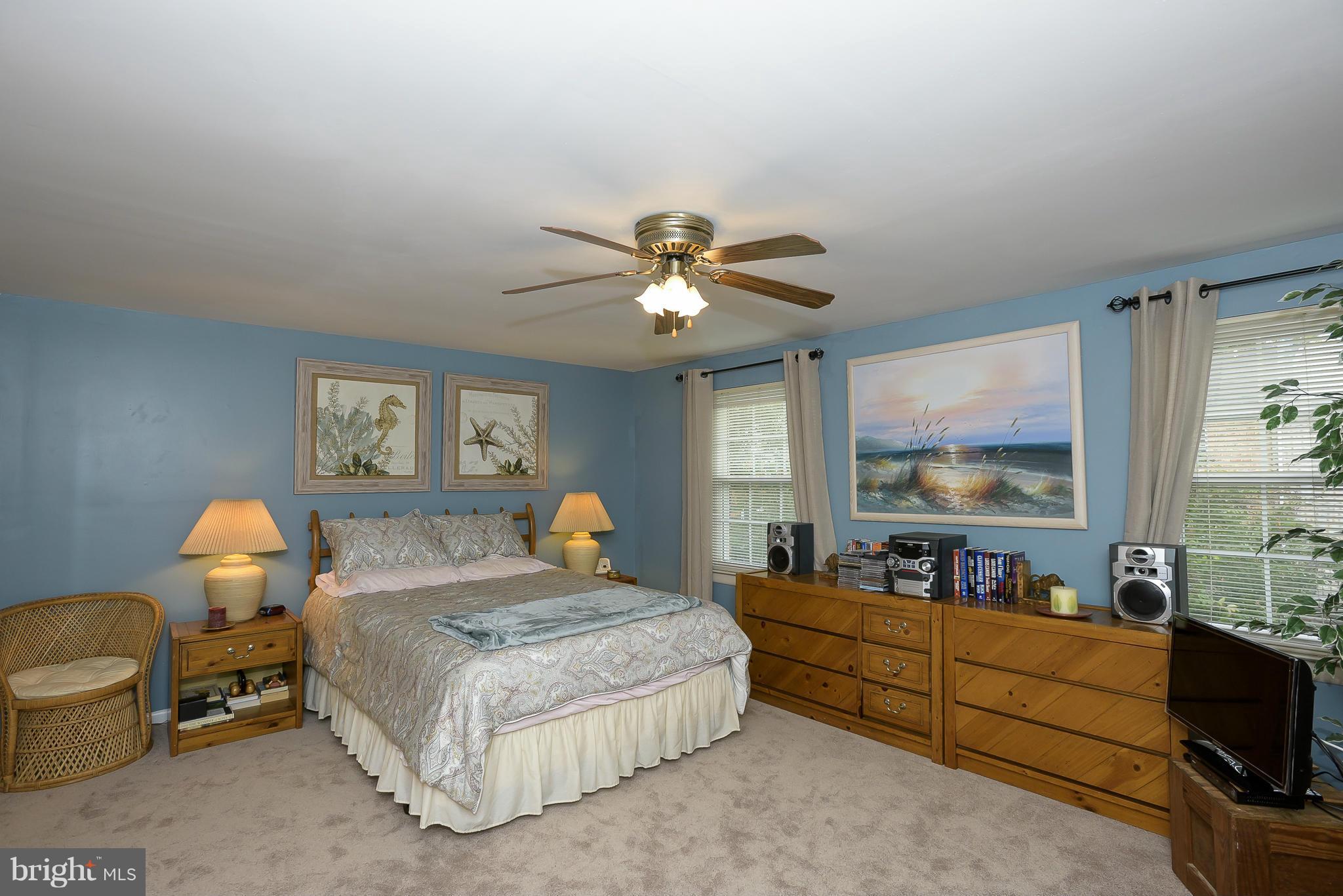 CHARING CROSS - Residential