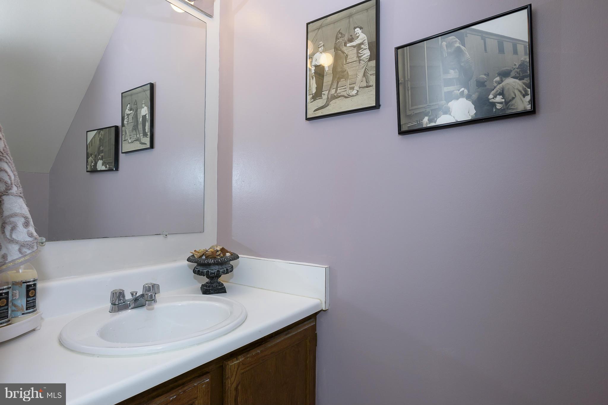 CHARING CROSS - Residential