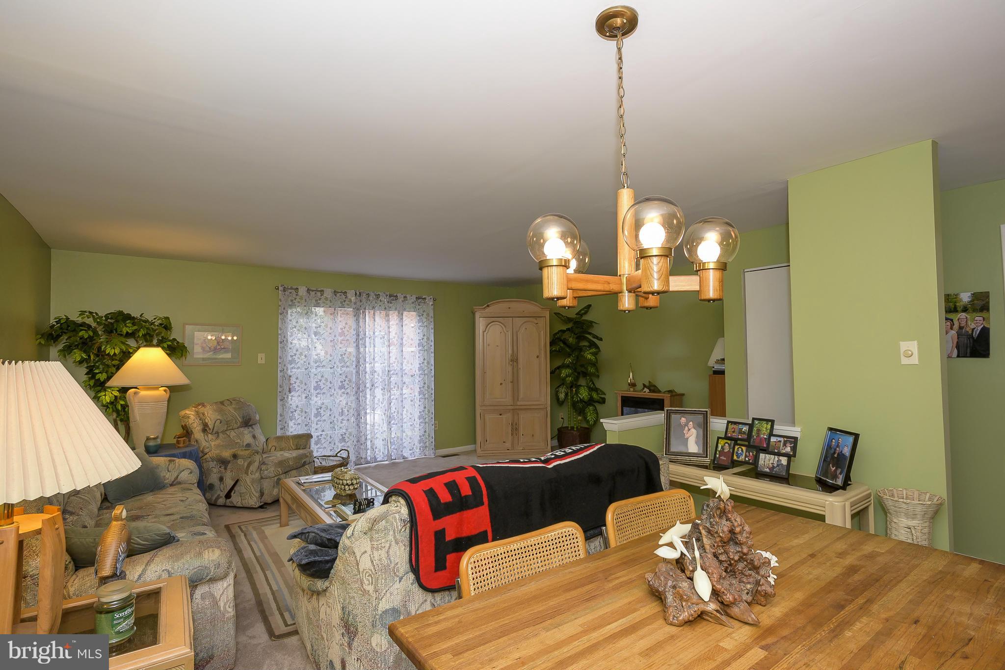 CHARING CROSS - Residential