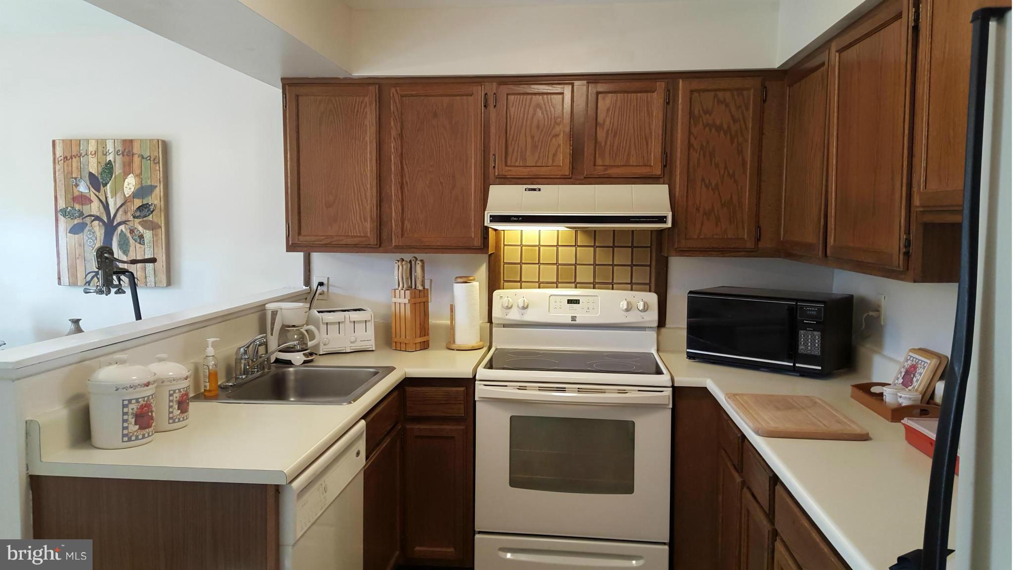 CHARING CROSS - Residential