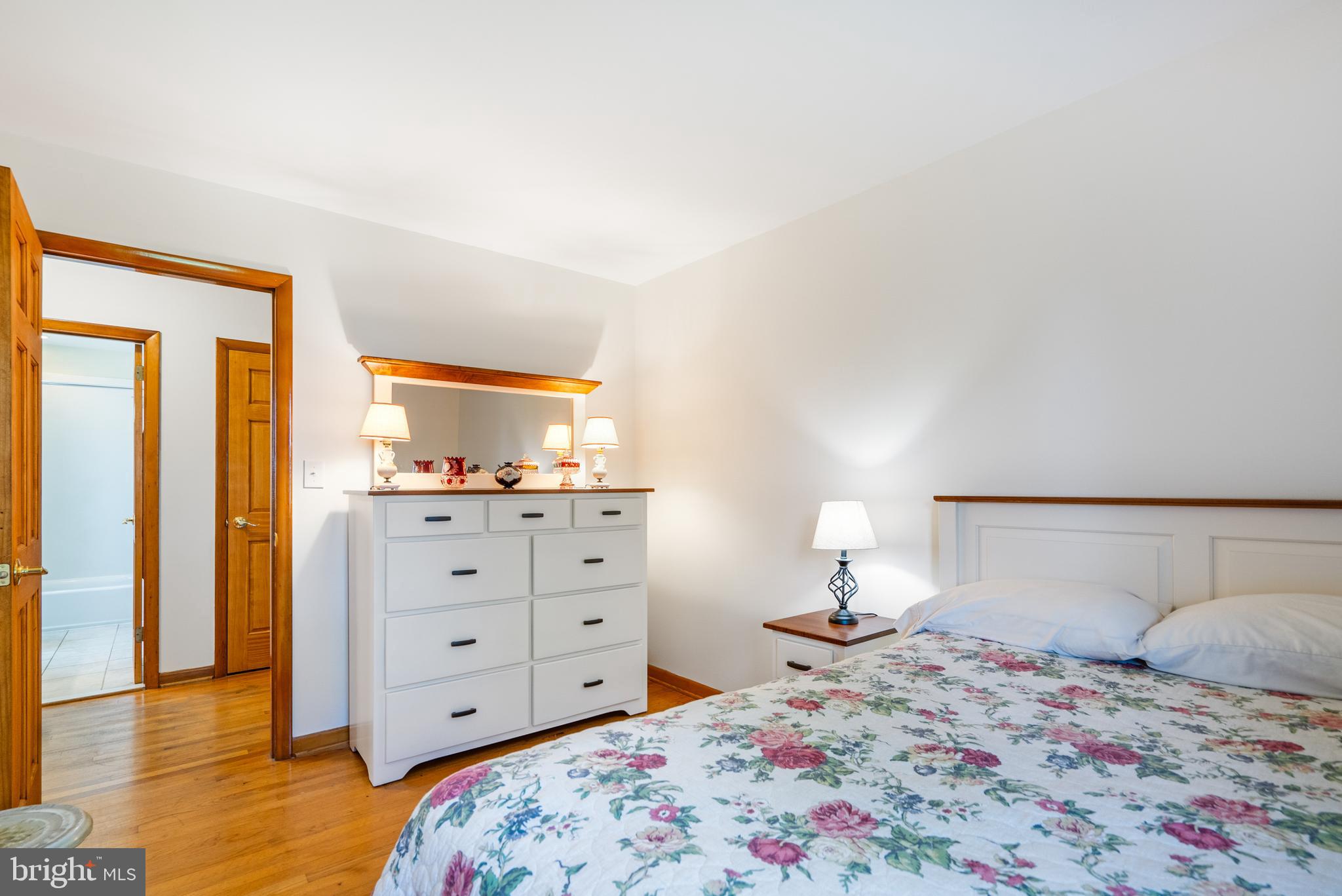 ROSEDALE - Residential