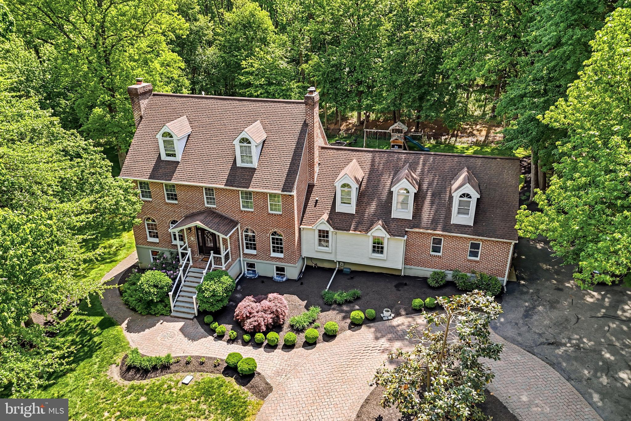 810 JOSHUA COURT