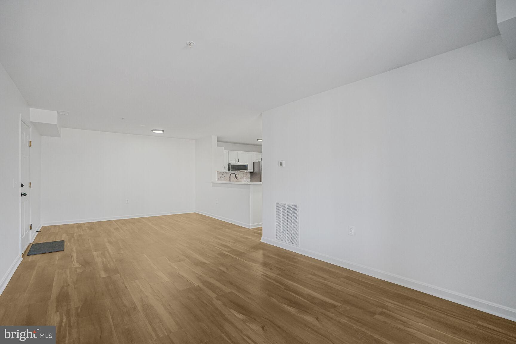 ONVILLE HEIGHTS - Residential Lease