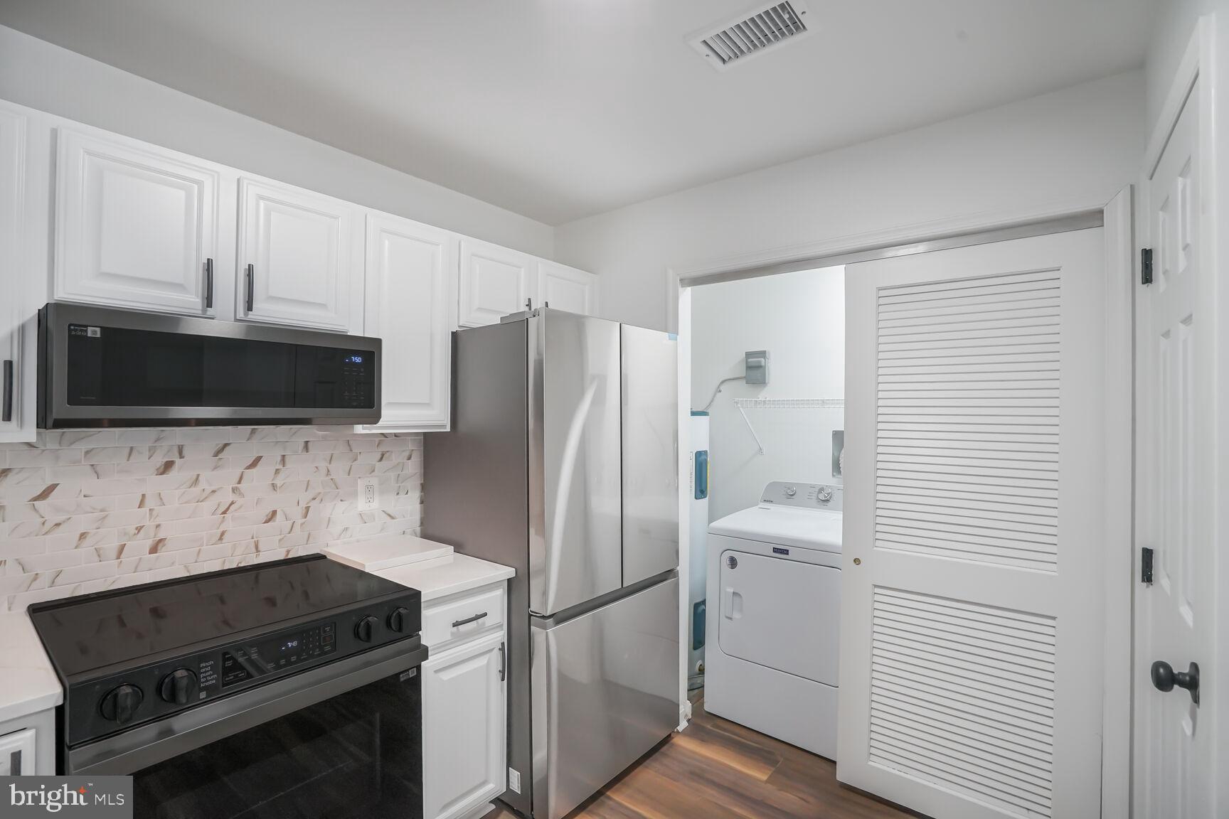 ONVILLE HEIGHTS - Residential Lease