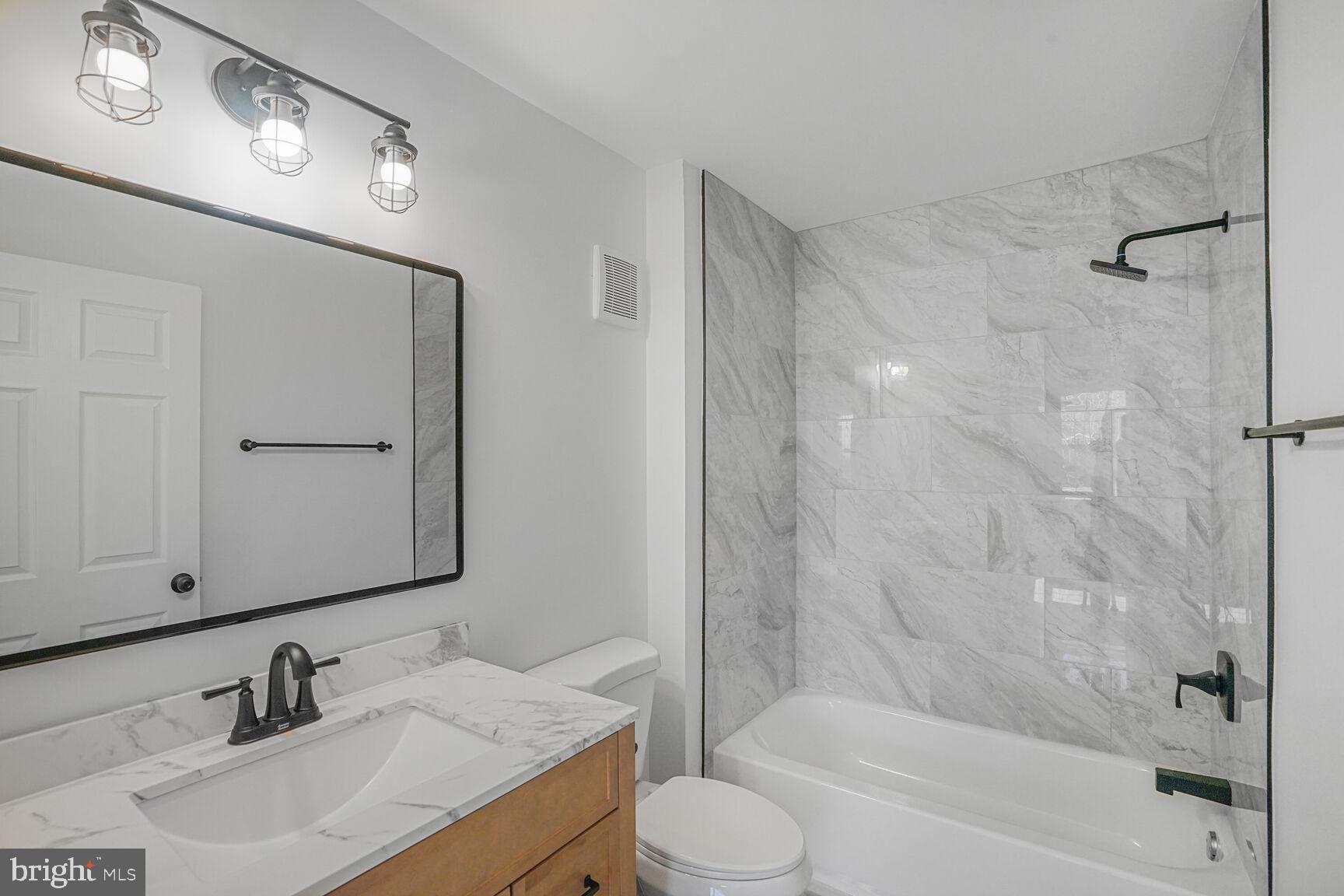 ONVILLE HEIGHTS - Residential Lease