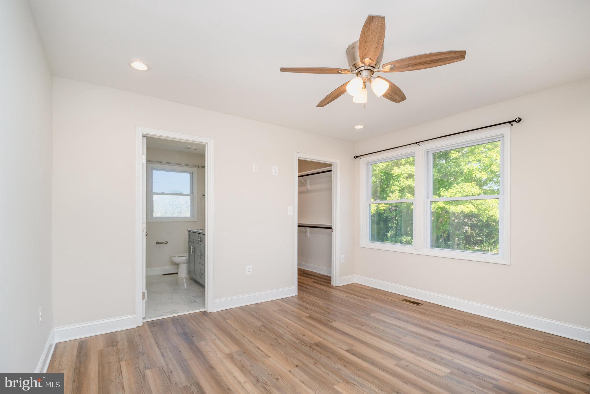 GLEBE HARBOR - Residential