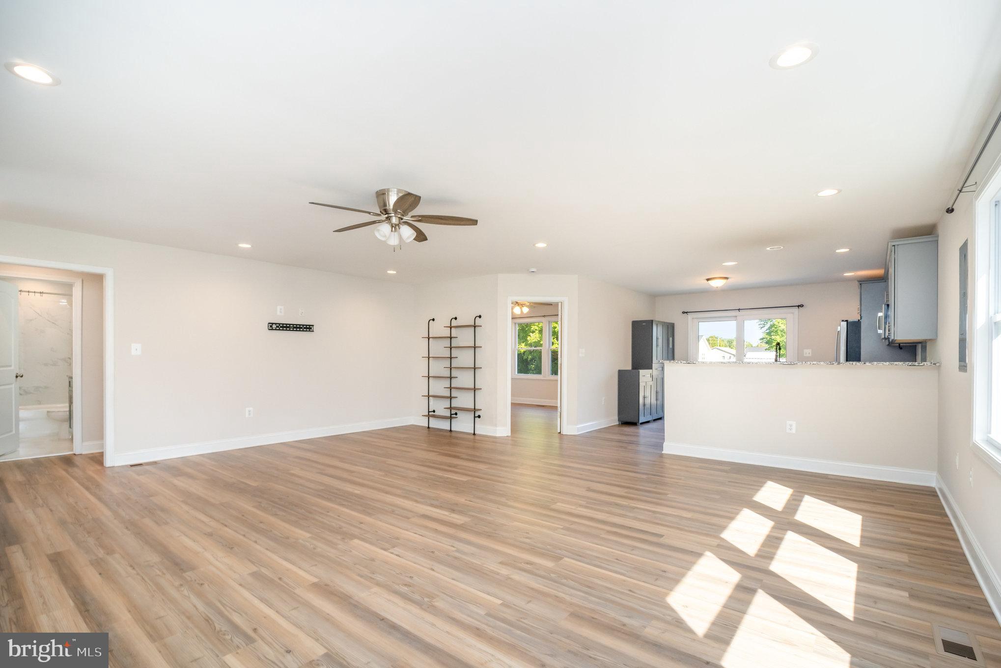 GLEBE HARBOR - Residential