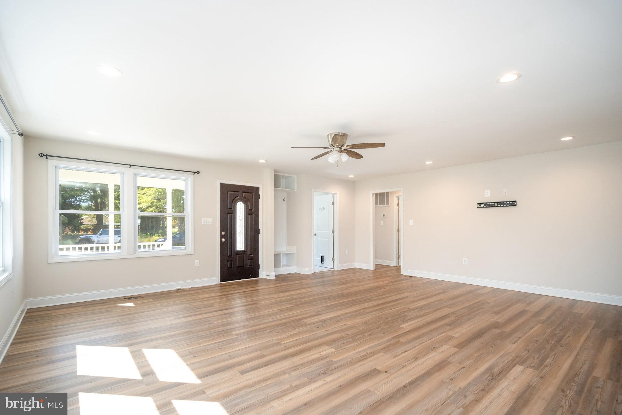 GLEBE HARBOR - Residential