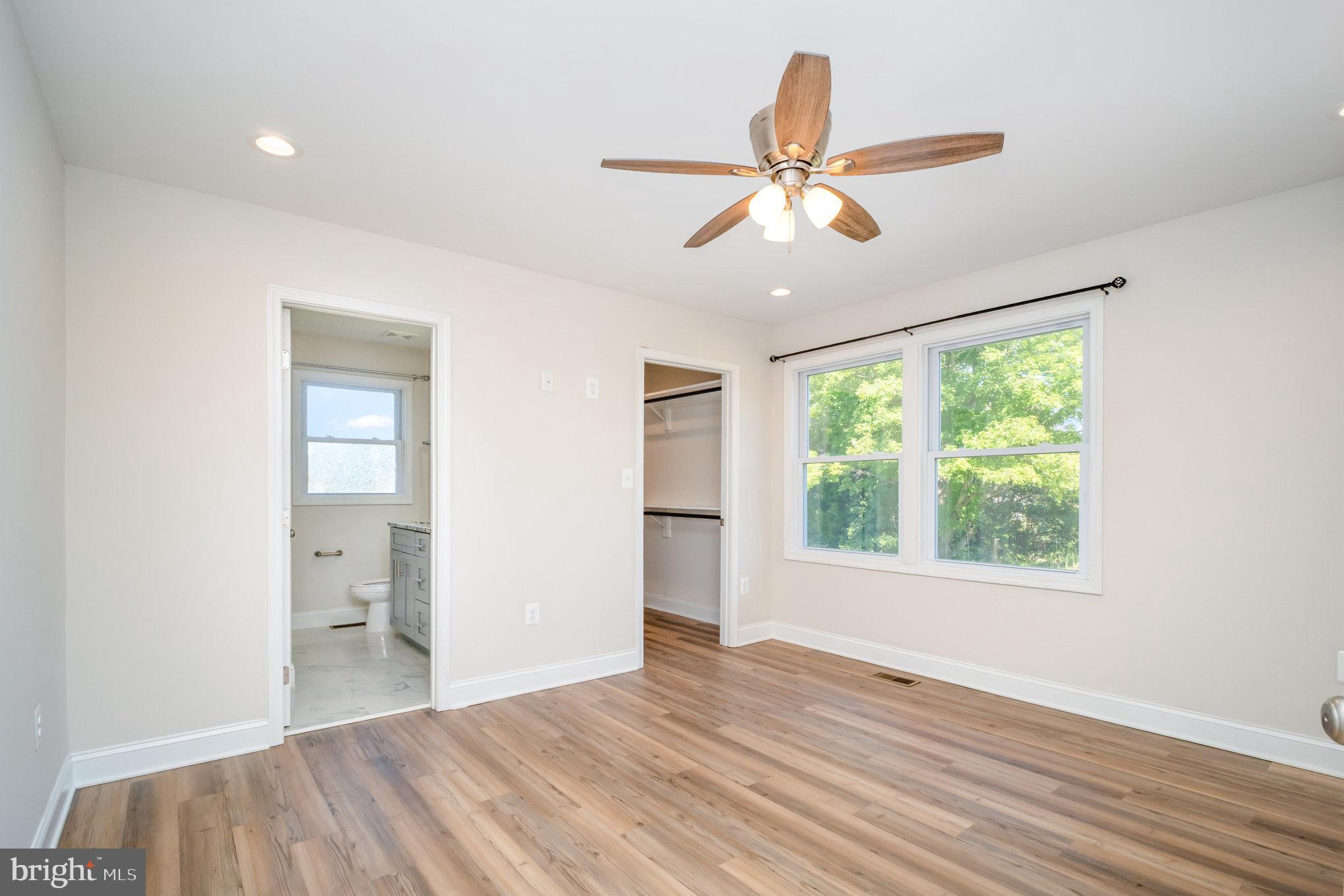 GLEBE HARBOR - Residential