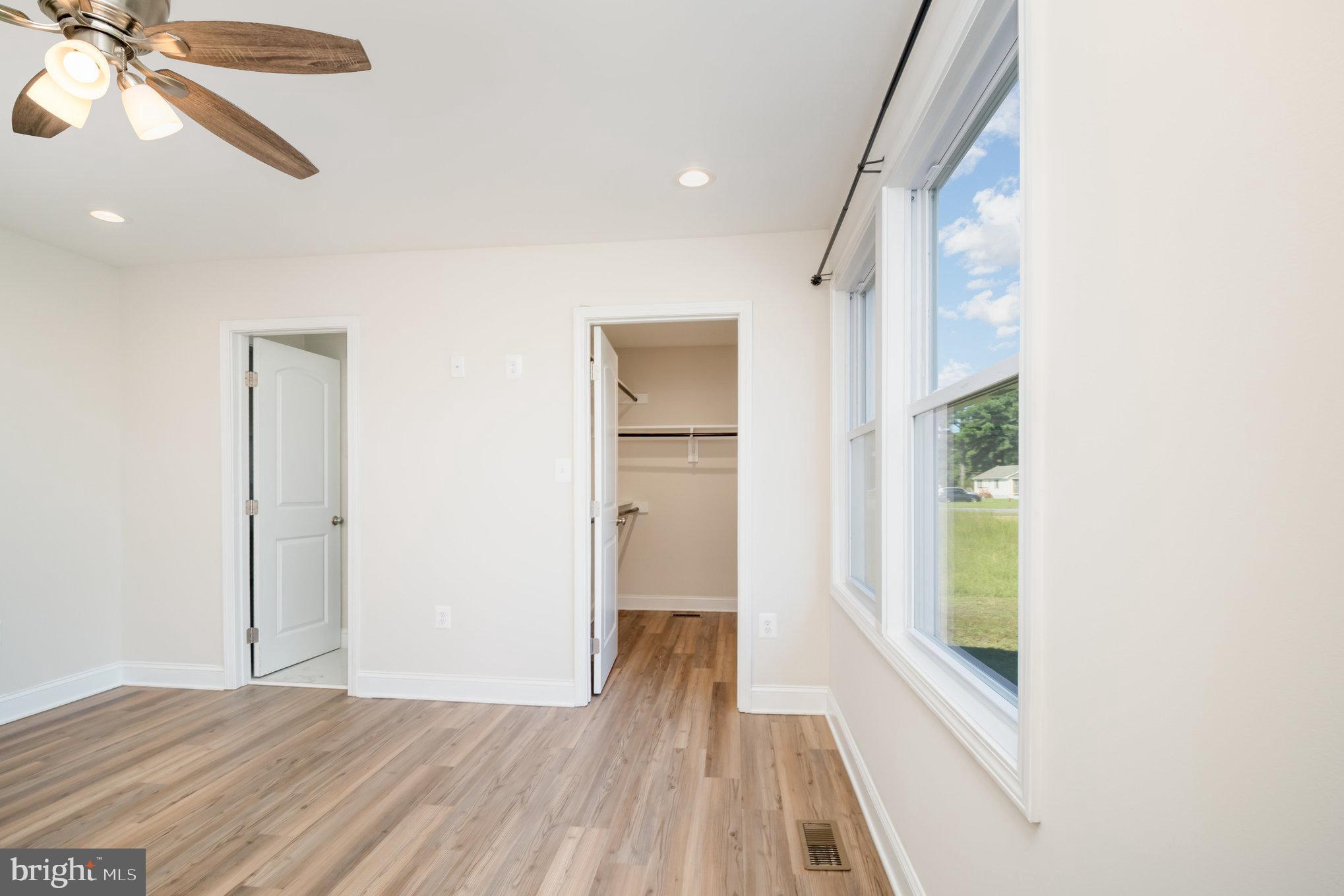 GLEBE HARBOR - Residential